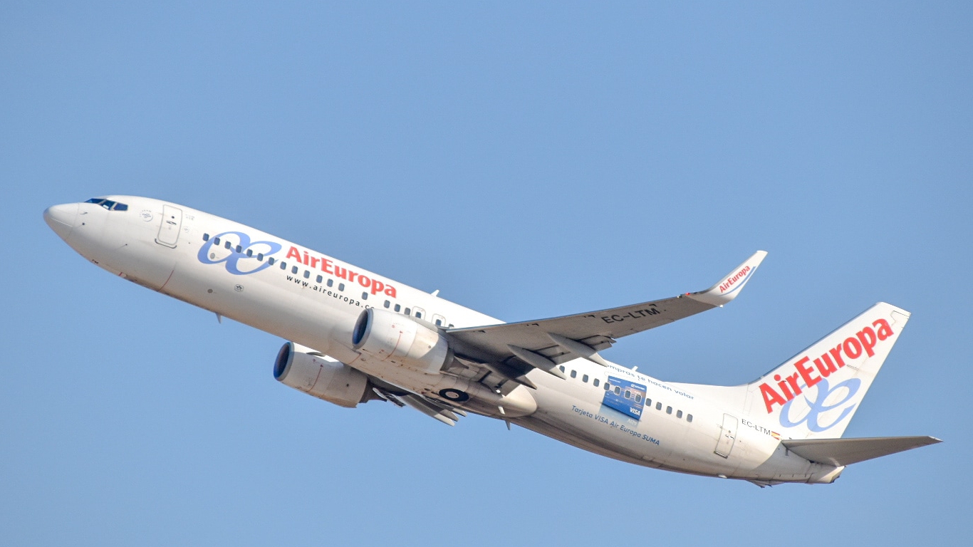 Full size: air europa Boeing 737-800 EC-LTM at Tel Aviv-Ben Gurion Airport