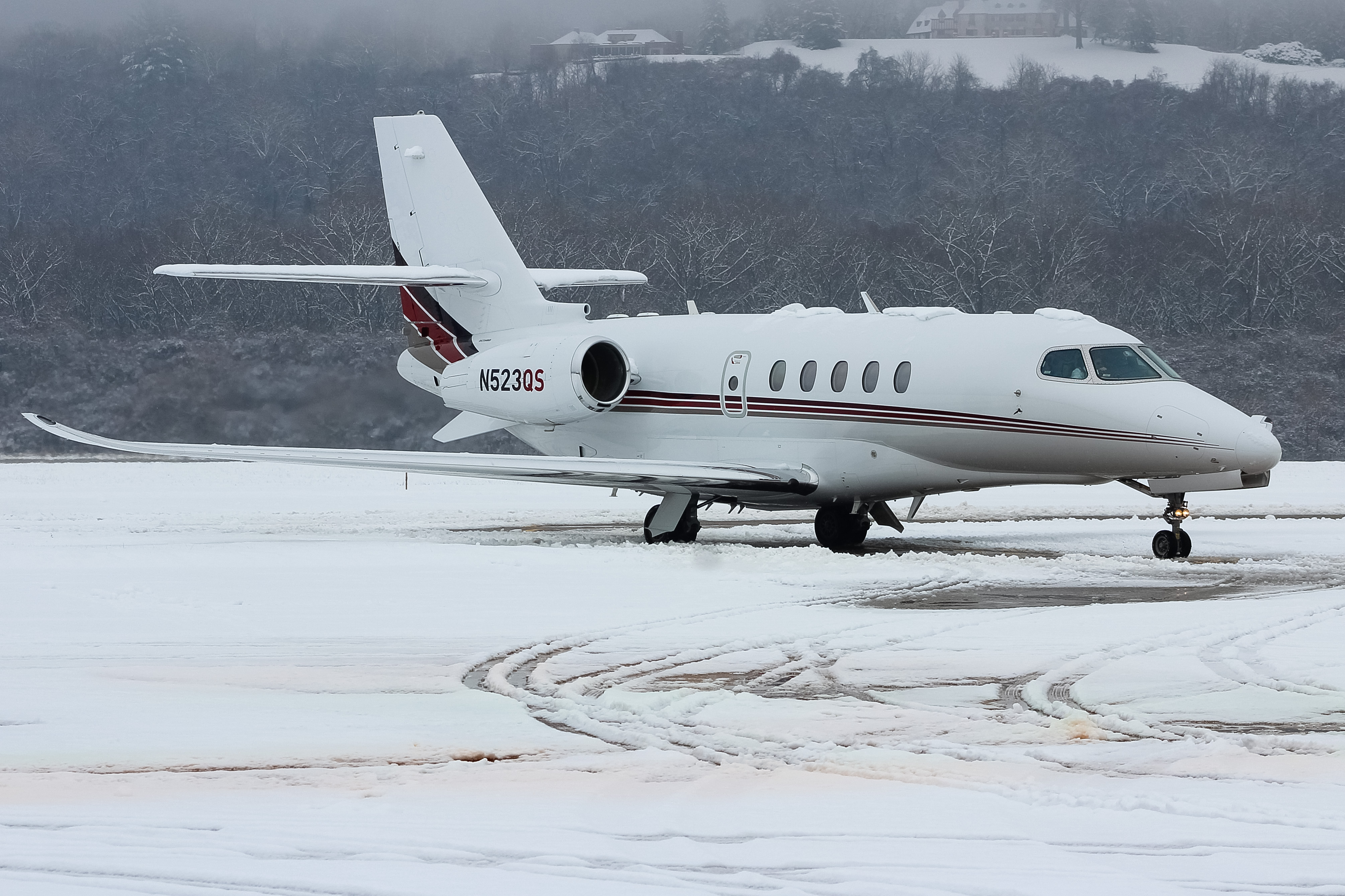 Full size: NetJets Cessna Citation Latitude N523QS at Cincinnati Municipal Airport/Lunken Field