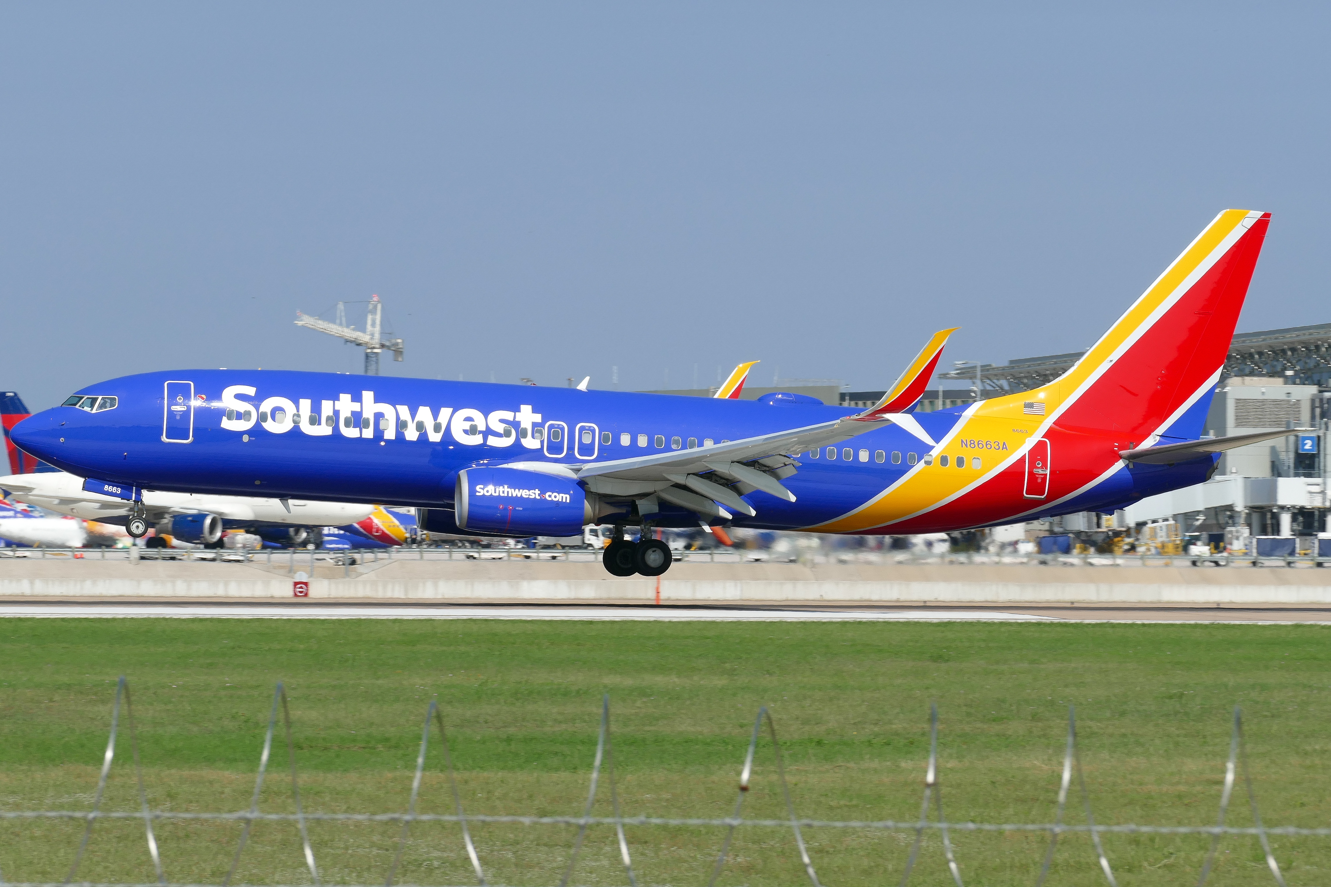 Full size: Southwest Airlines Boeing 737-800 N8663A at Austin-Bergstrom International Airport