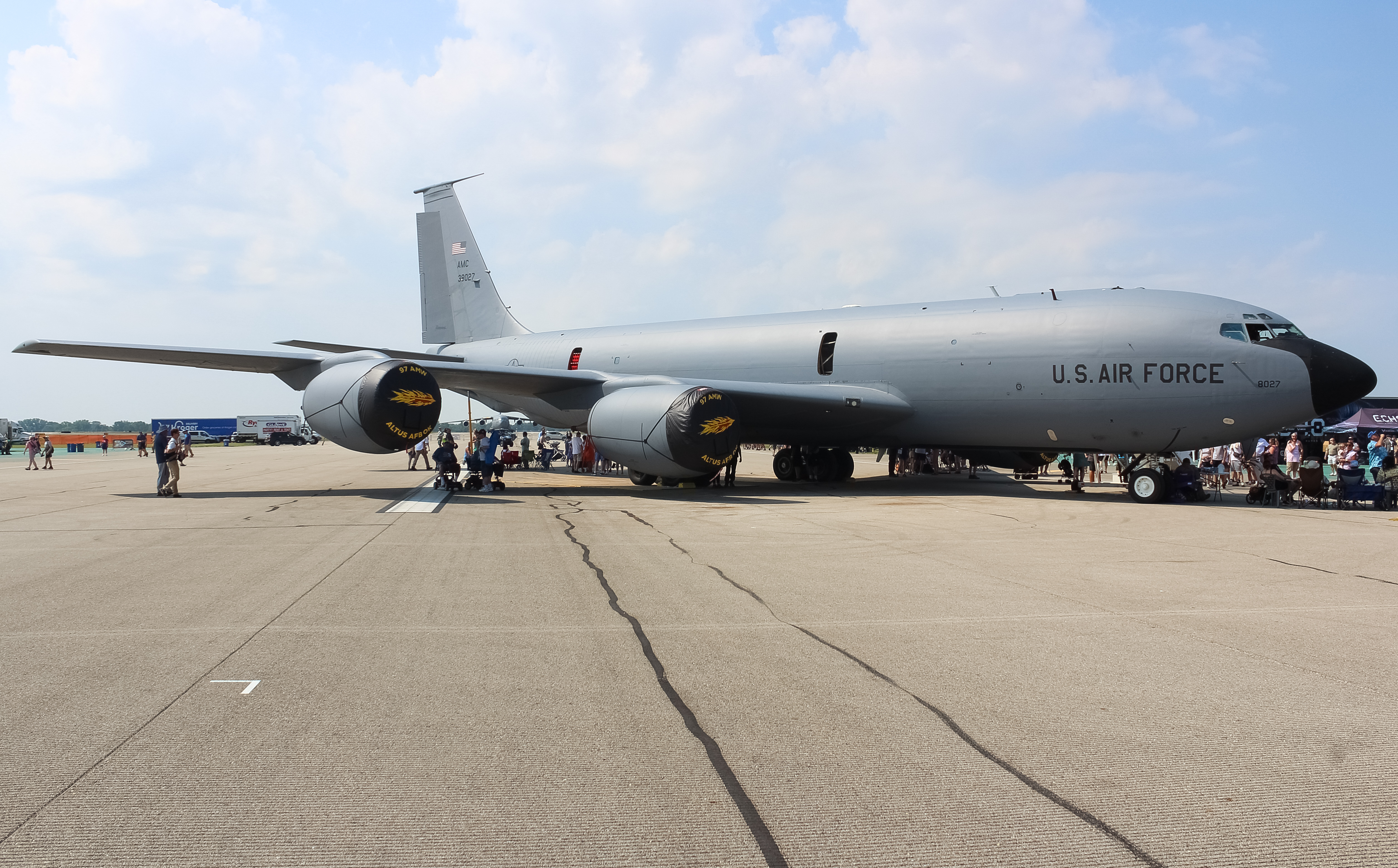 Full size: USAF - United States Air Force Boeing KC-135 Stratotanker 53-9027 at James M Cox Dayton International Airport
