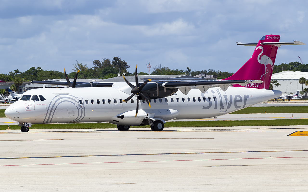 Full size: Silver Airways ATR 72-600 N705SV at Fort Lauderdale/Hollywood International Airport
