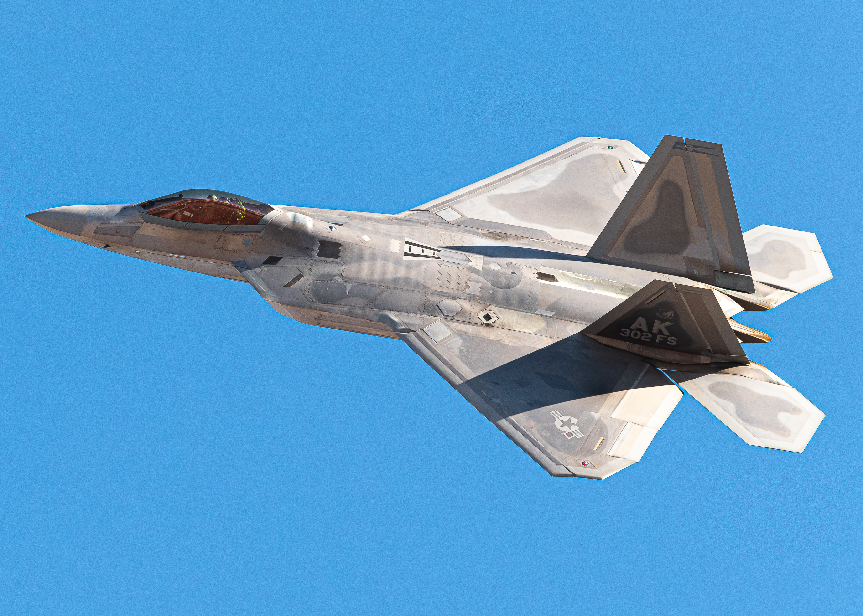 Full size: USAF - United States Air Force Lockheed Martin F-22A Raptor 05-4102 at Nellis Air Force Base