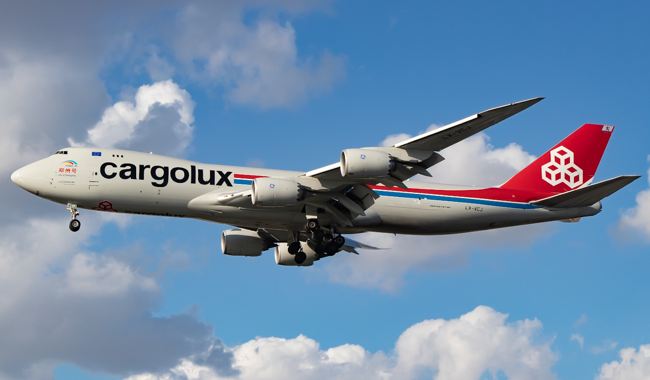 Full size: CargoLux Boeing 747-8F LX-VCJ at Miami International Airport