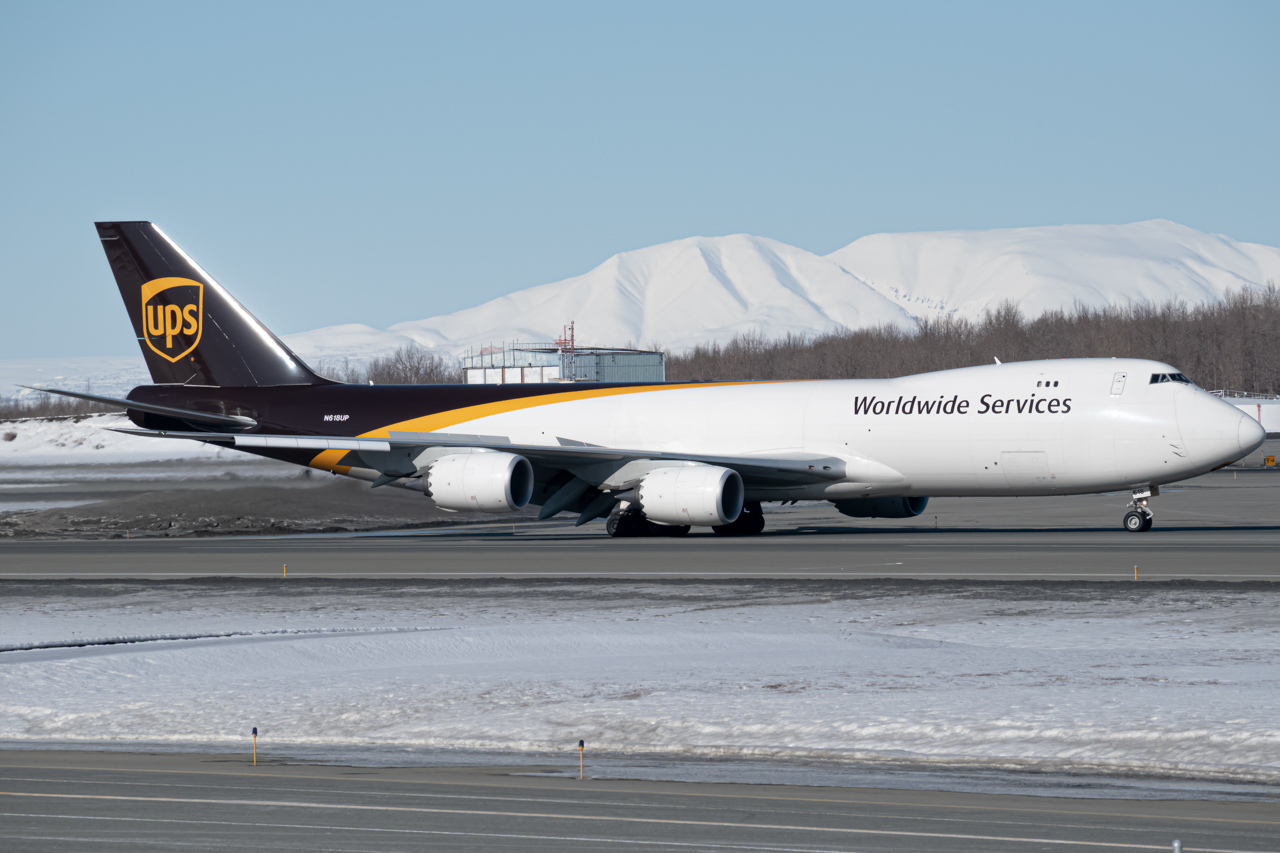 Full size: United Parcel Service Boeing 747-8F N618UP at Anchorage Ted Stevens International Airport