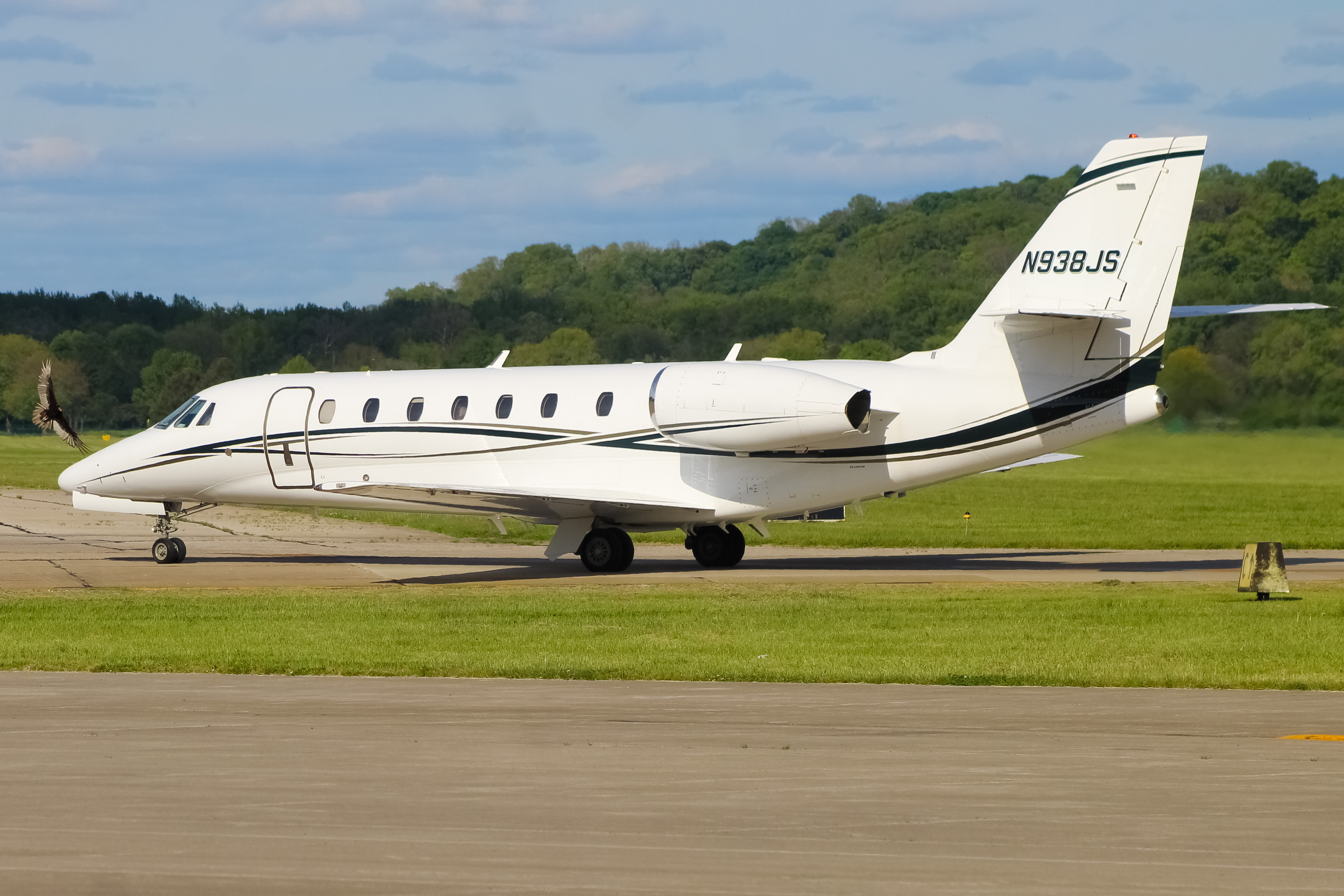 Full size: PRIVATE Cessna Citation Latitude N938JS at Cincinnati Municipal Airport/Lunken Field