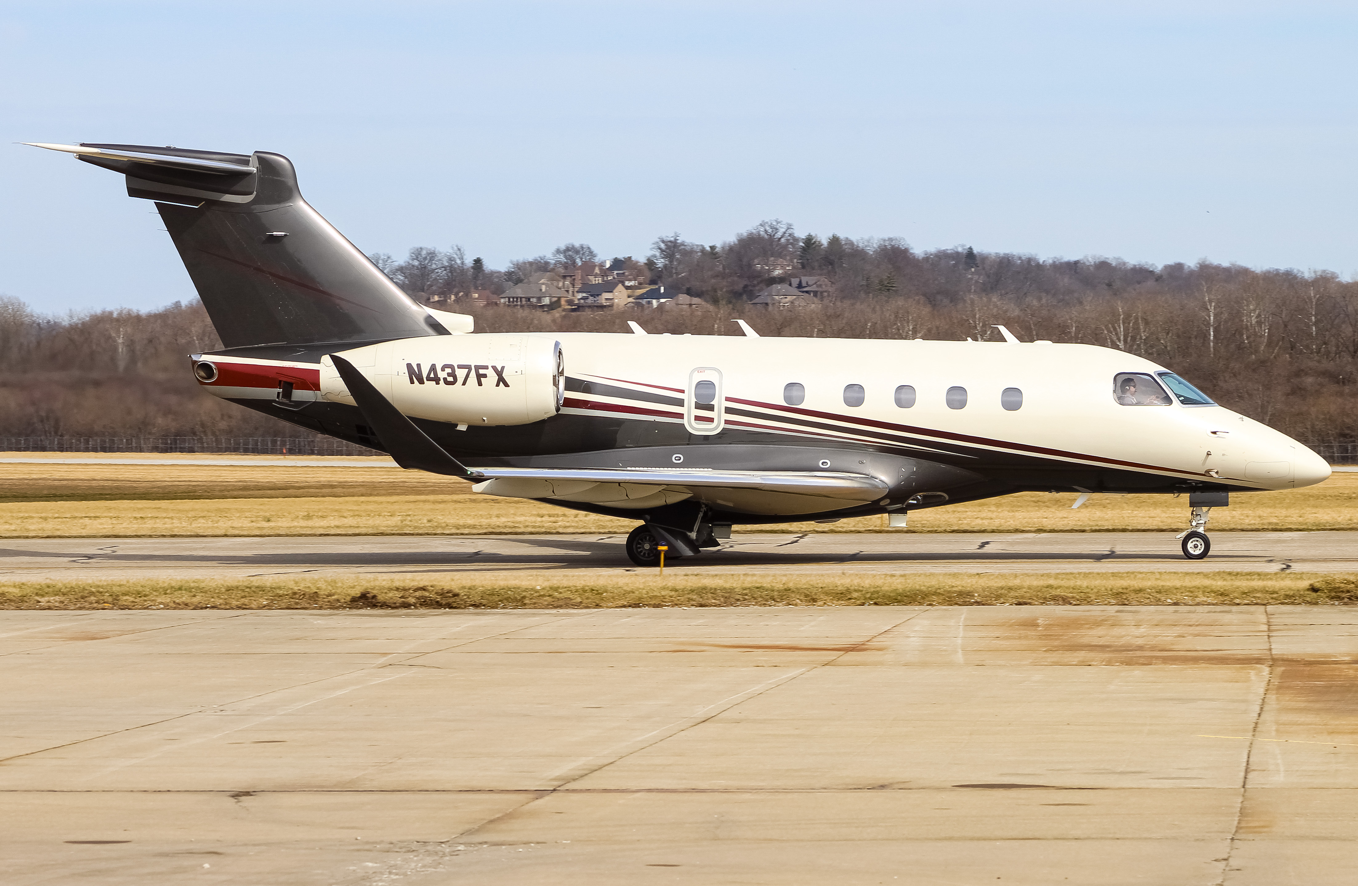 Full size: FlexJet Embraer EMB-545 N437FX at Cincinnati Municipal Airport/Lunken Field