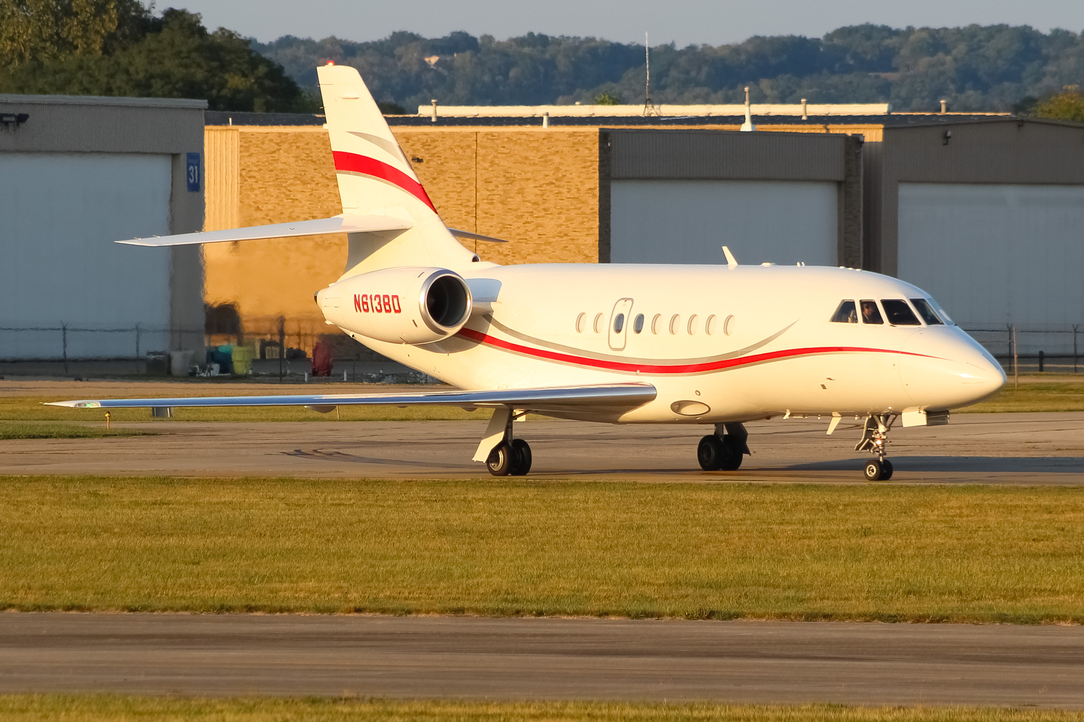 Full size: PRIVATE  Dassault Falcon 2000EX N613BD  at Cincinnati Municipal Airport/Lunken Field