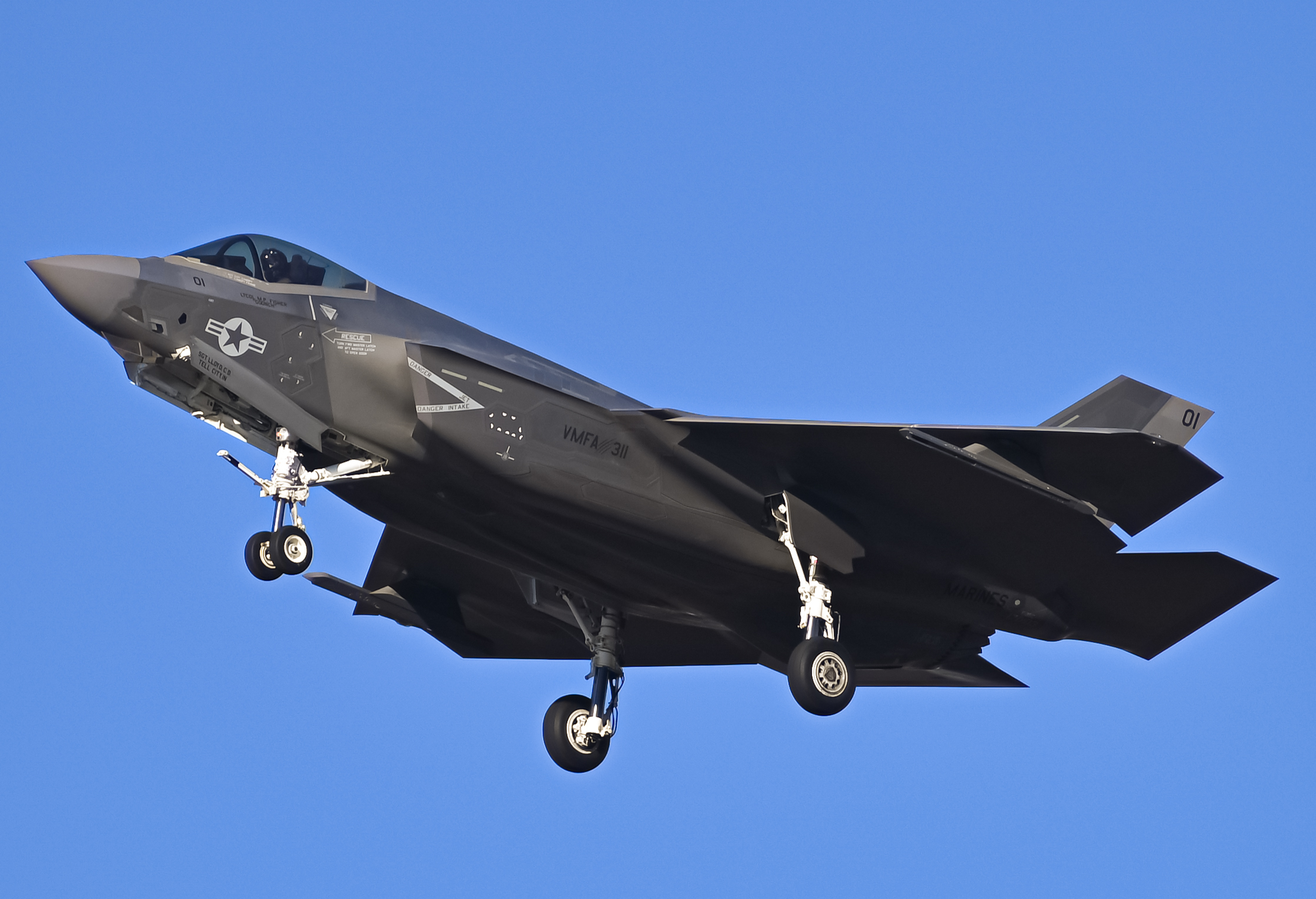 Full size: USMC - United States Marine Corp Lockheed Martin F-35 Lightning II 170103 at Miramar MCAS (Joe Foss Field) Airport