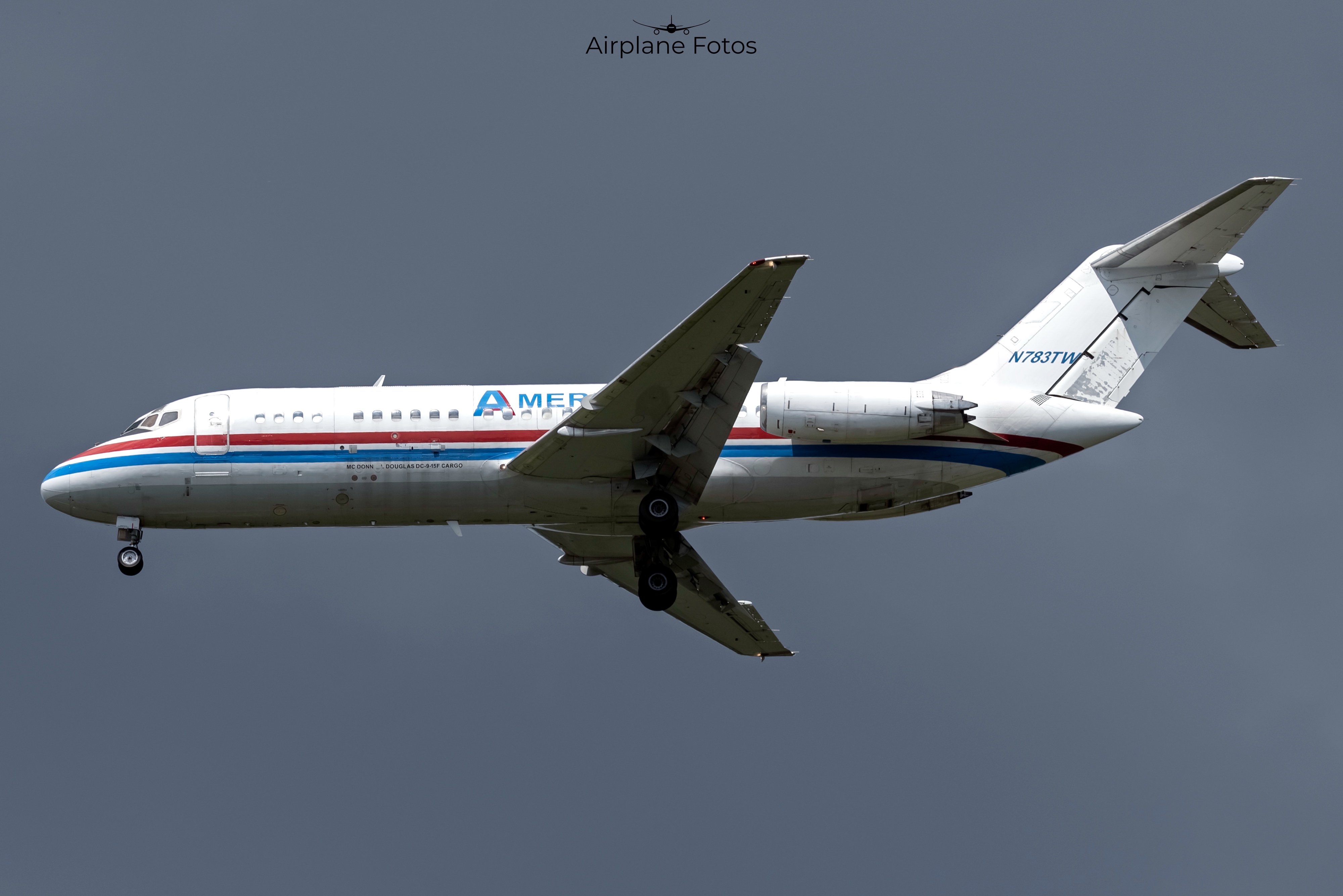 Full size: Ameristar Jet Charter McDonnell Douglas DC-9 N783TW at Harrisburg International Airport