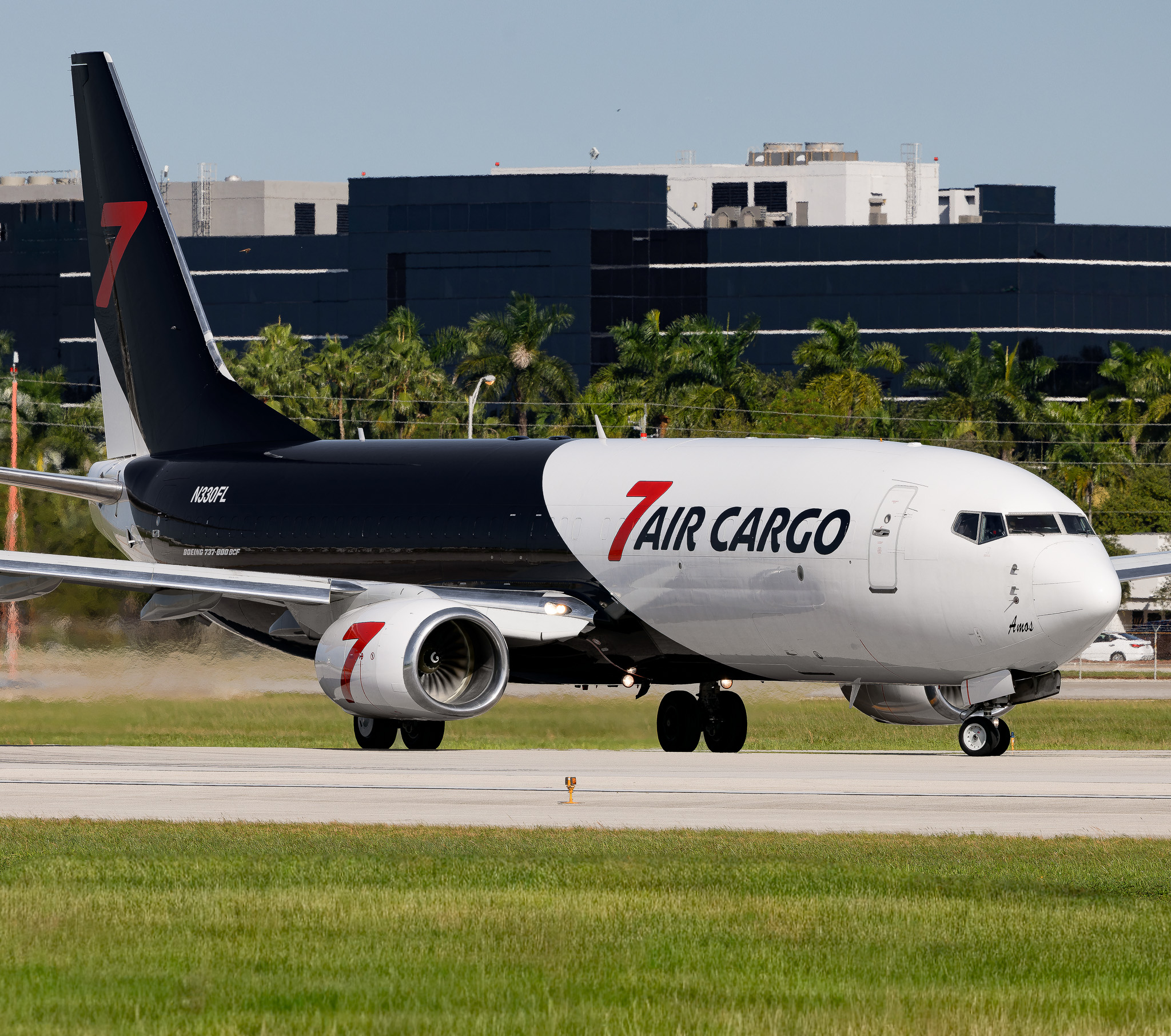 Full size: 7 AIR CARGO Boeing 737-800(BCF) N330FL at Miami International Airport