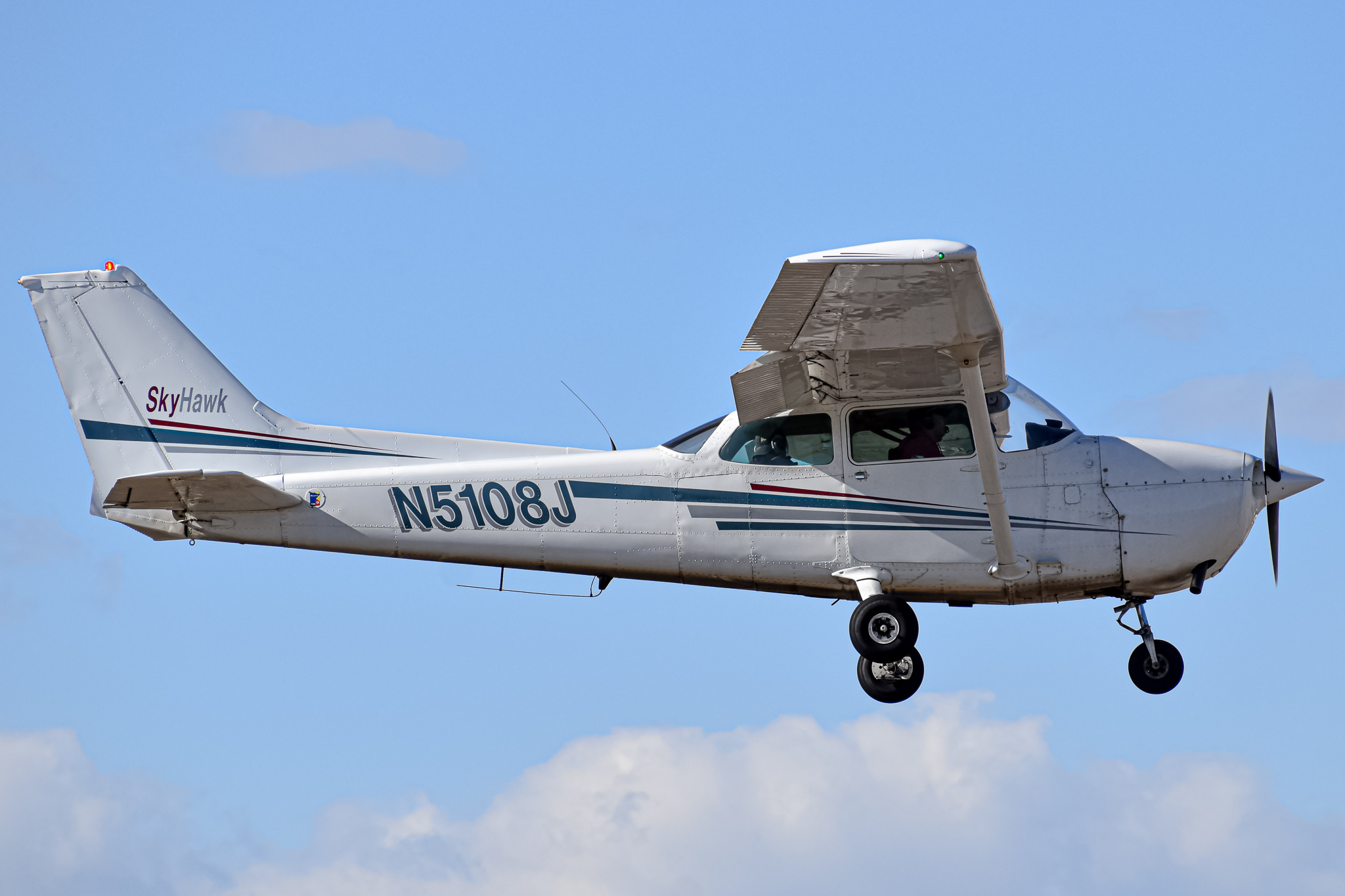 Full size: PRIVATE Cessna 172 N5108J at Vance Brand Airport