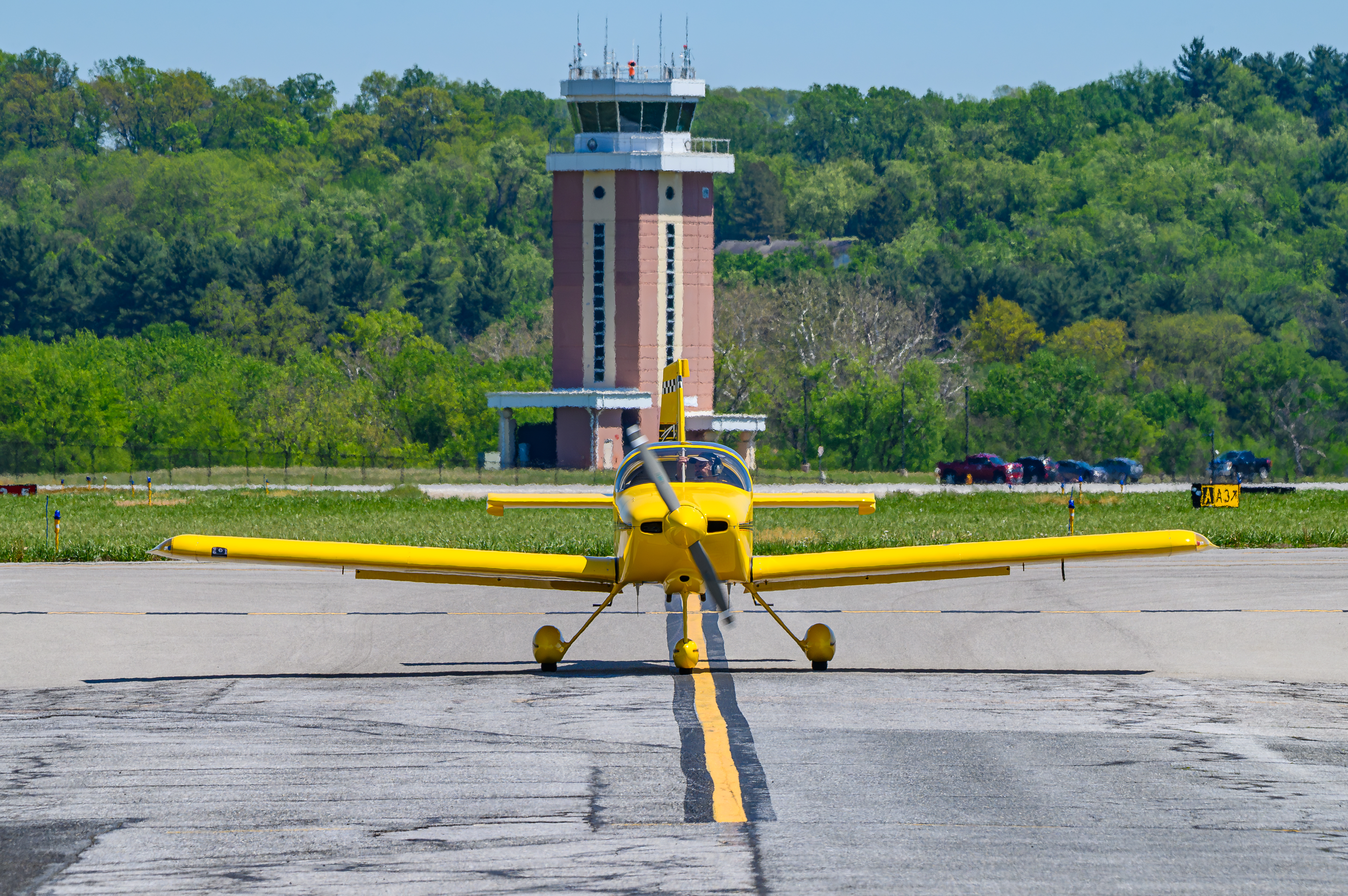 Full size: PRIVATE Vans RV-9A N247SD at Frederick Municipal Airport