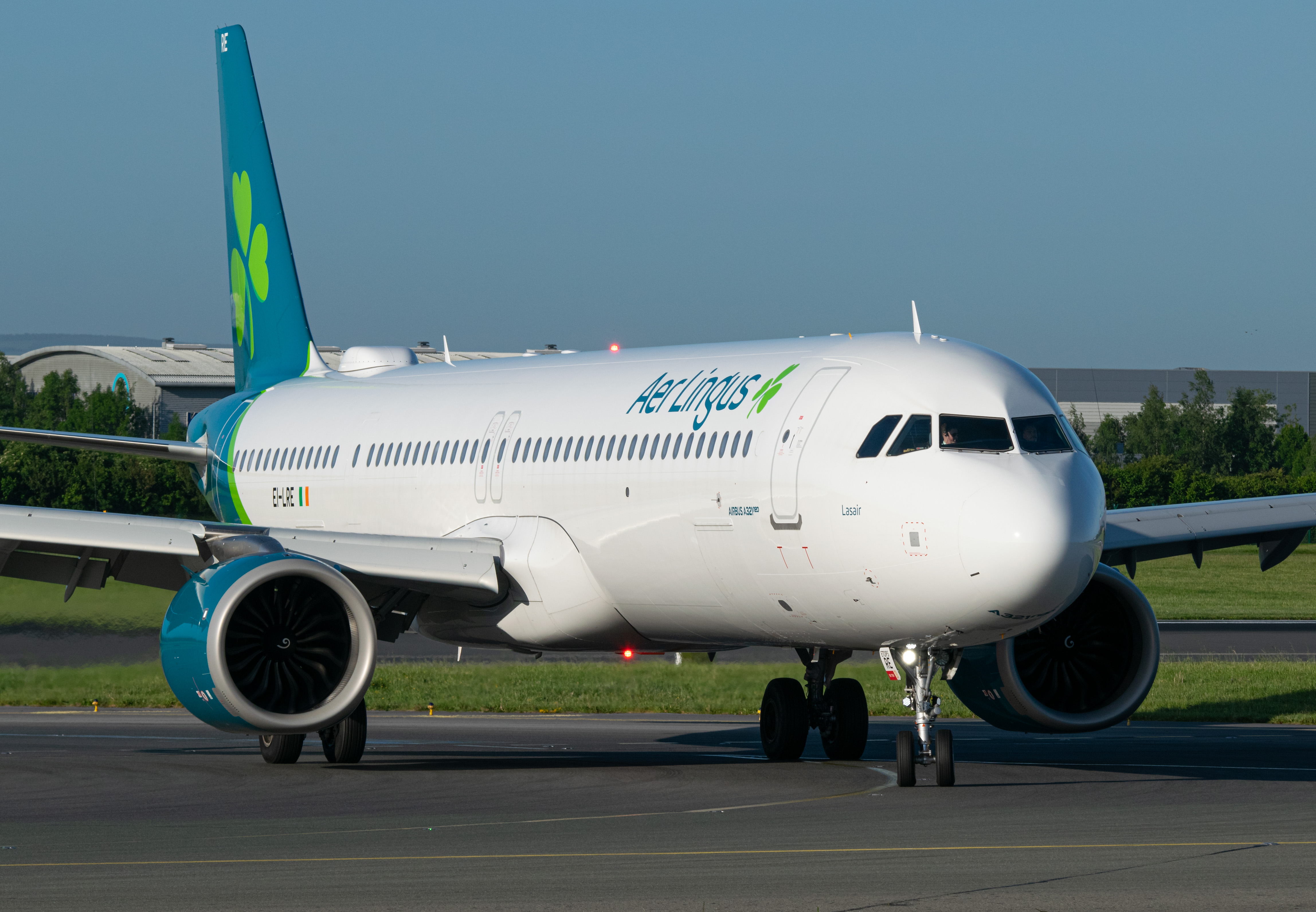 Full size: Aer Lingus Airbus A321NEO EI-LRE at Dublin International Airport