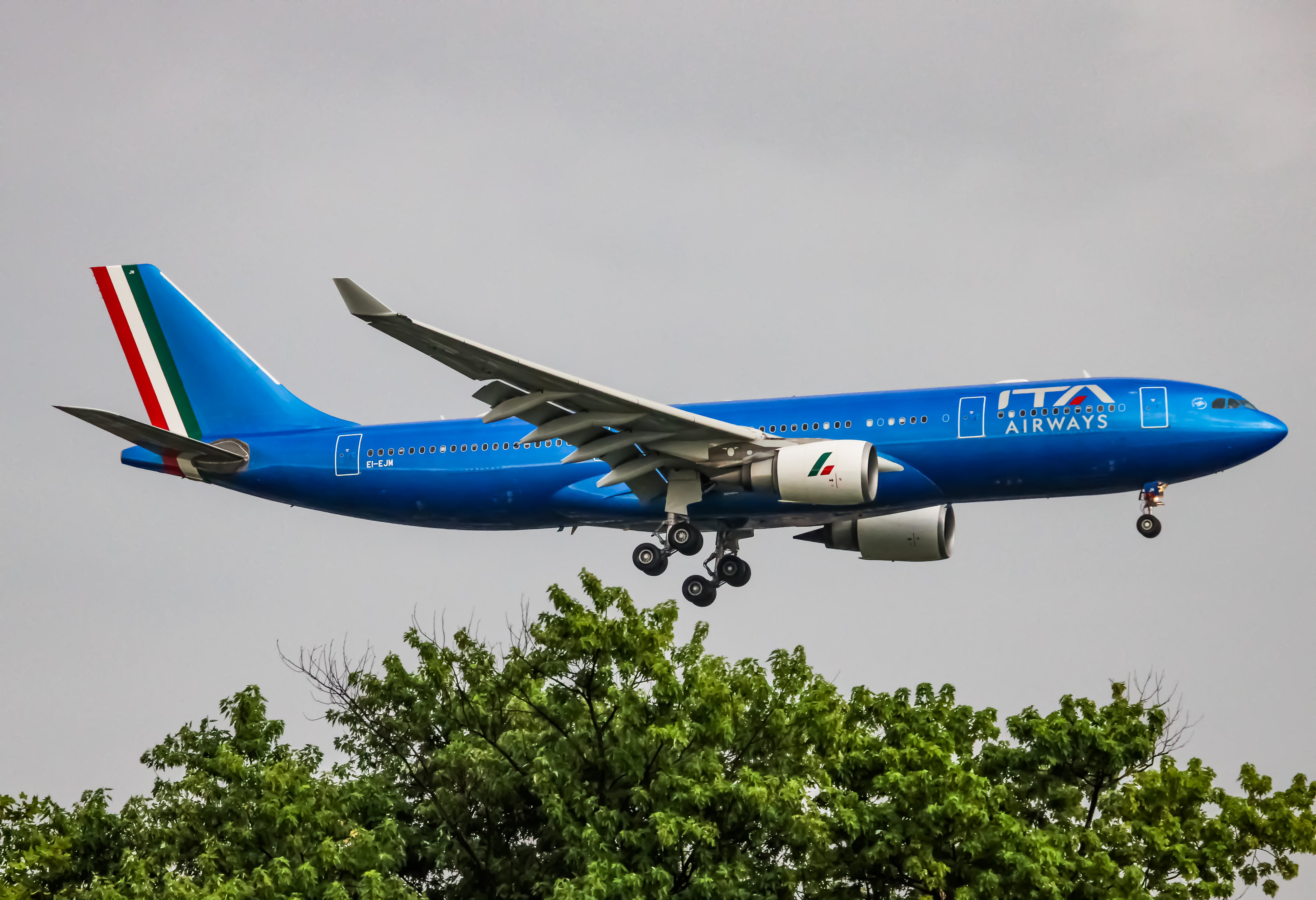 Full size: ITA Airways Airbus A330-300 EI-EJM at John F. Kennedy International Airport