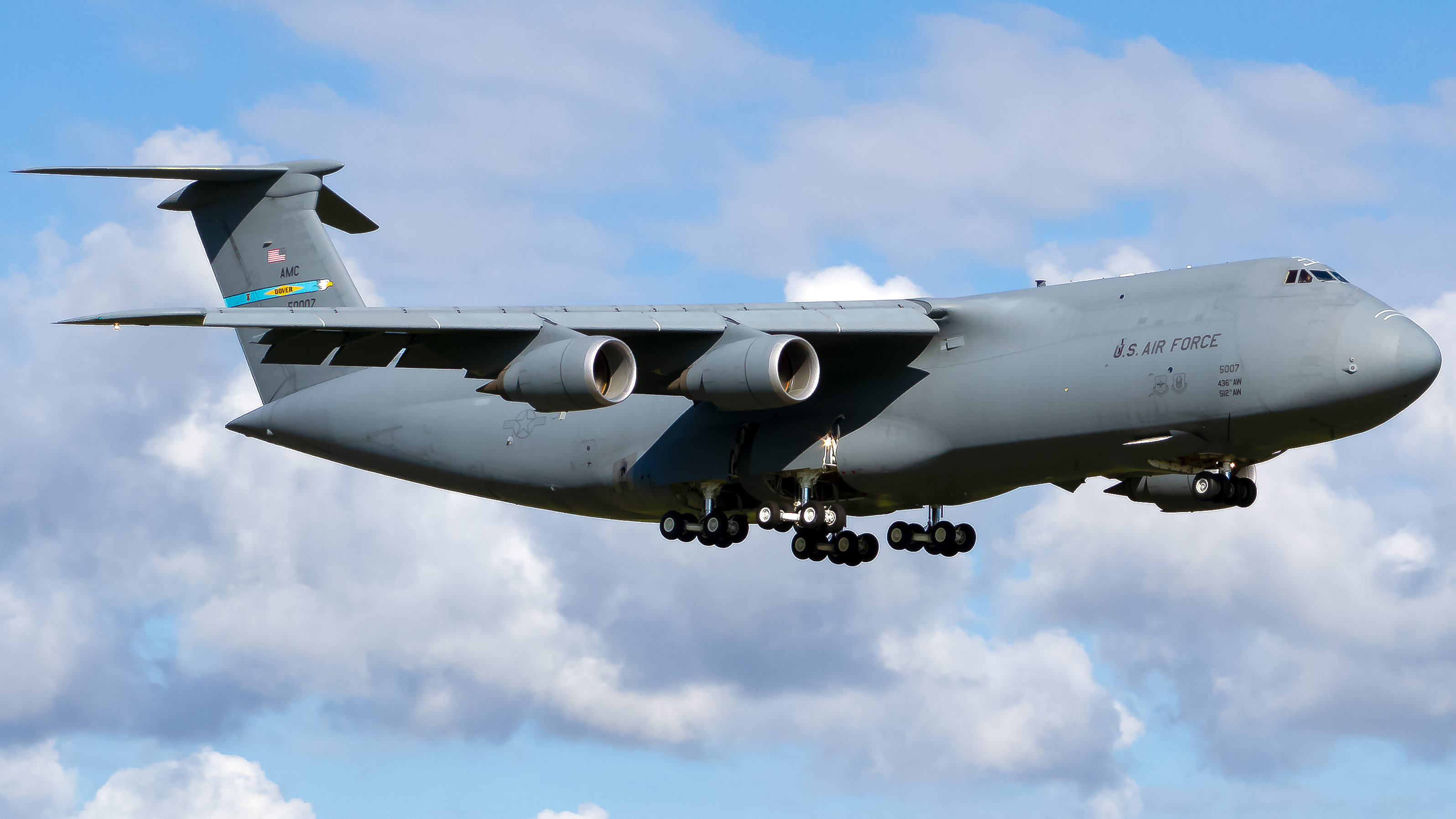 Full size: USAF - United States Air Force Lockheed C-5M Super Galaxy 85-0007 at Orlando Sanford International Airport