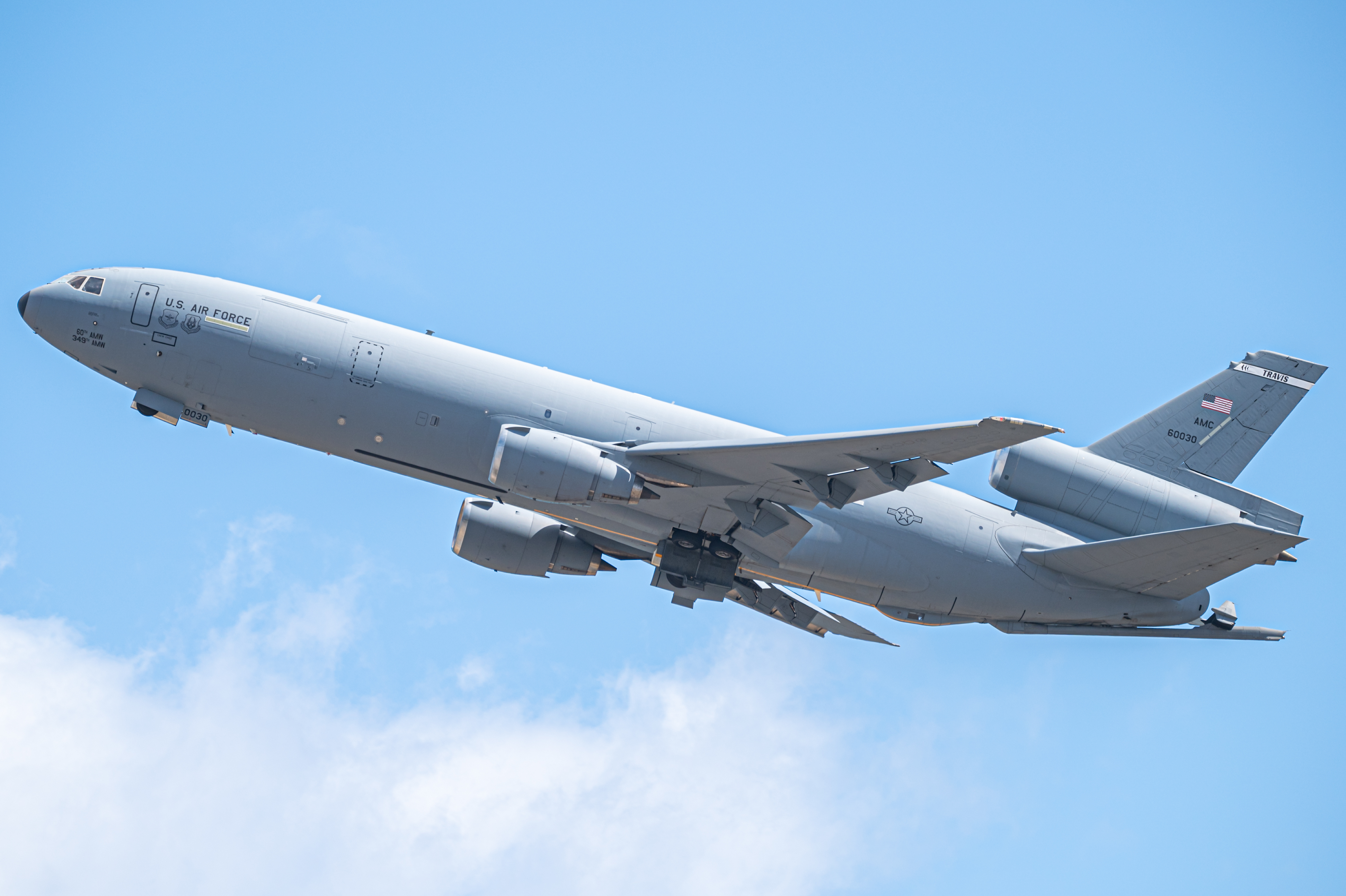 Full size: USAF - United States Air Force McDonnell Douglas KC-10 Extender 86-0030 at Daniel K Inouye International Airport