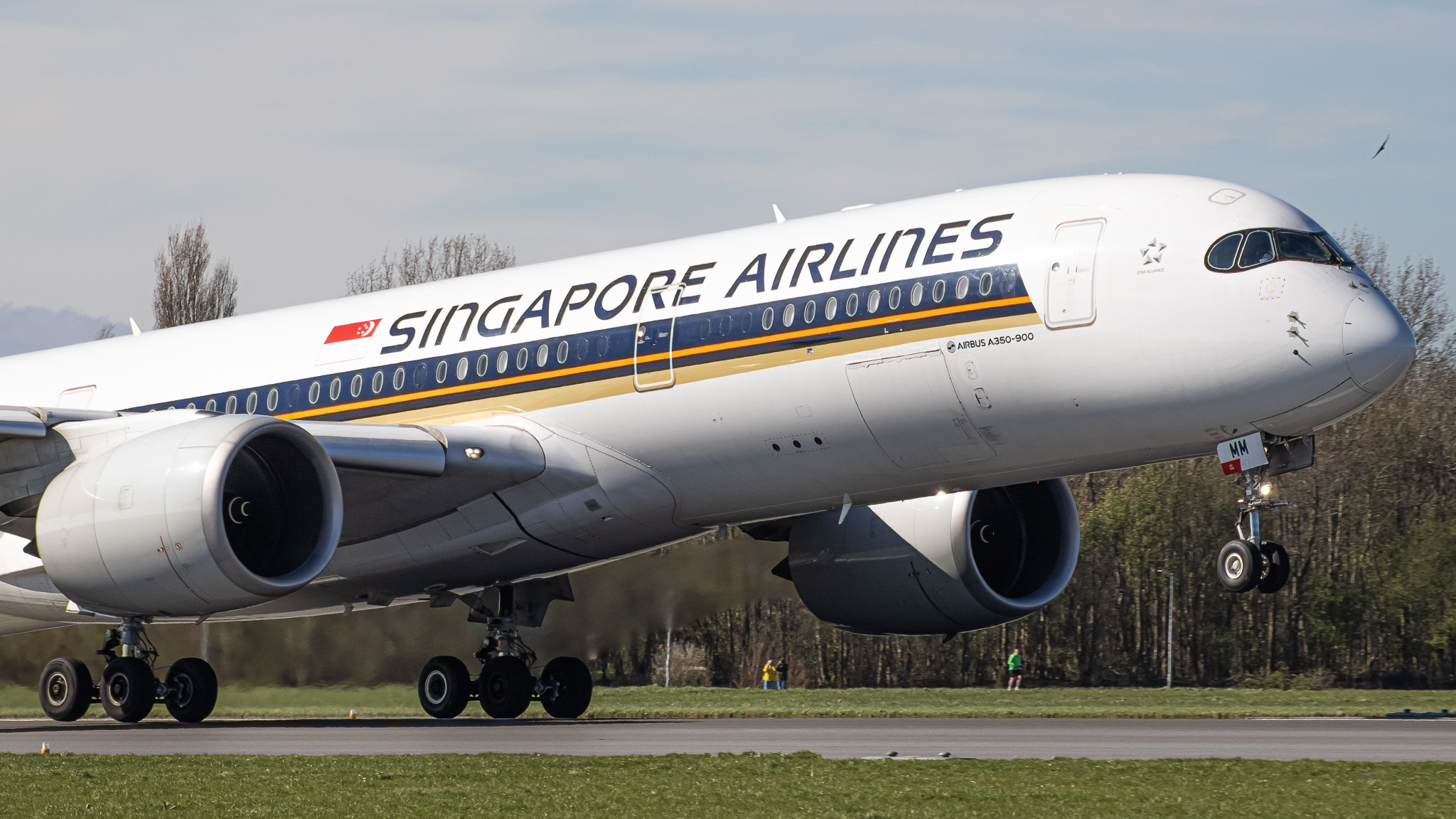Full size: Singapore Airlines Airbus A350-900 9V-SMM at Amsterdam Schiphol Airport