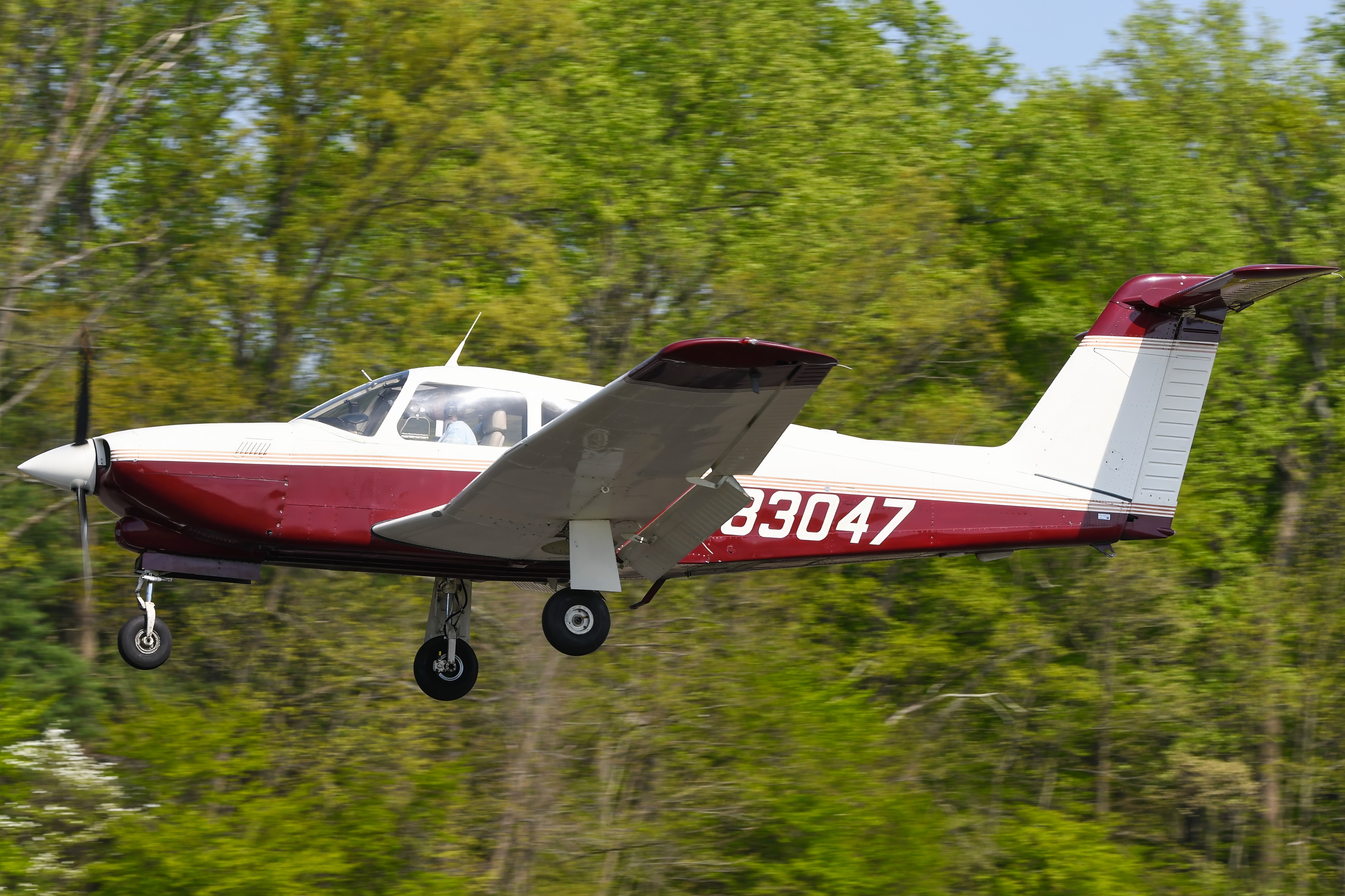 Full size: PRIVATE Piper PA-28RT-201T N83047 at Flying W Airport