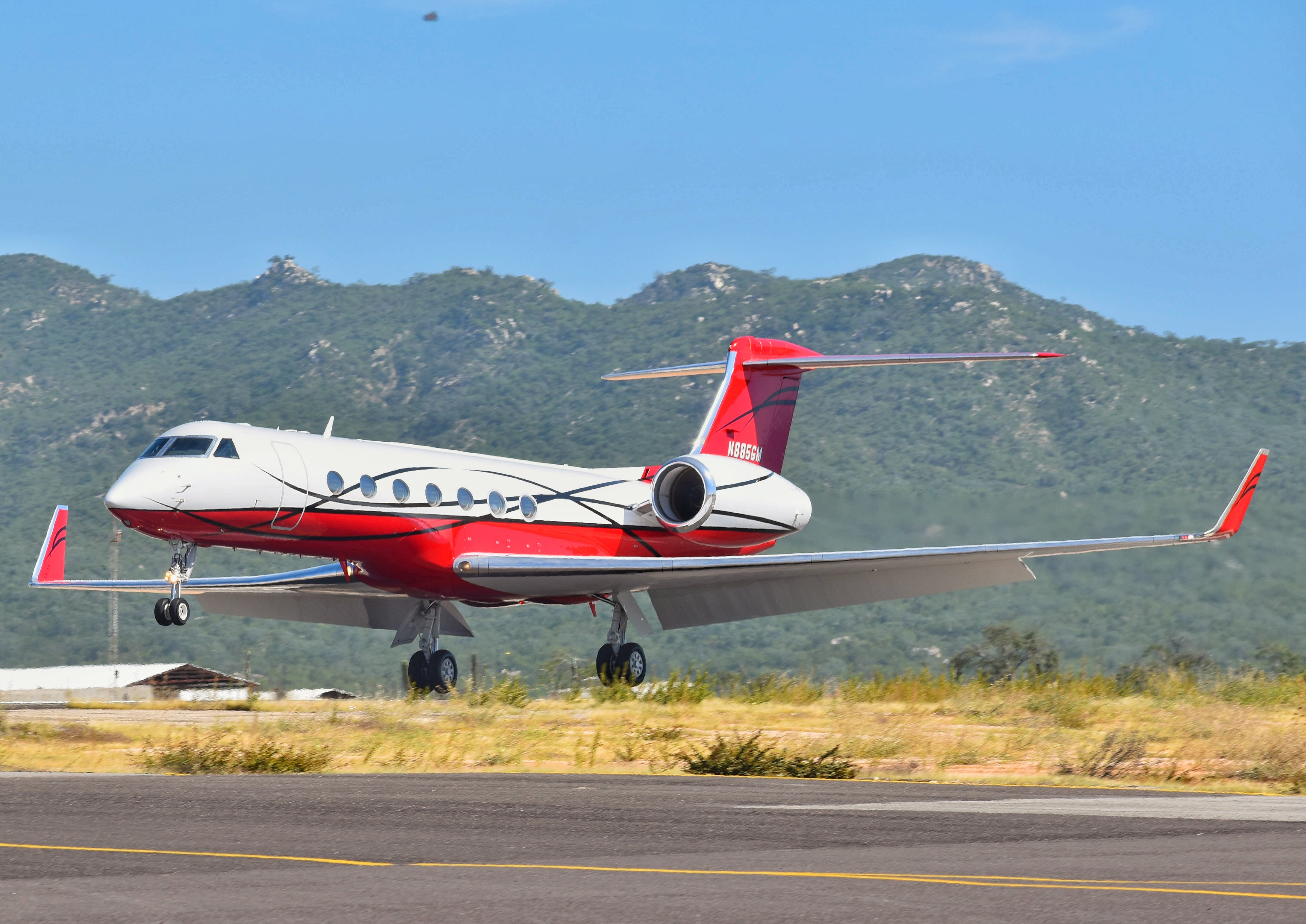 Full size: PRIVATE Gulfstream G550 N885GM at Aeropuerto de Cabo San Lucas Internacional