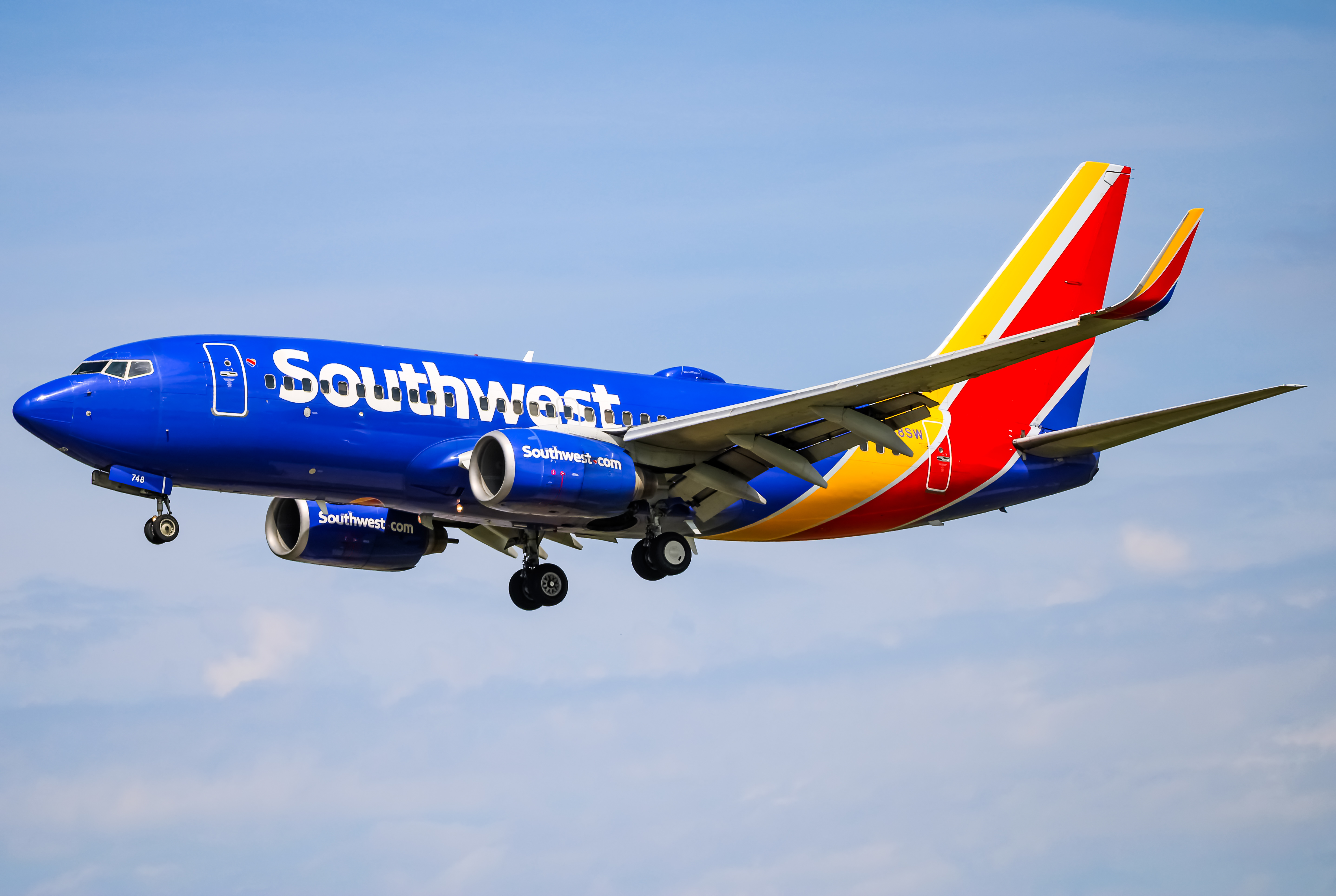 Full size: Southwest Airlines Boeing 737-700 N748SW at Baltimore/Washington International Thurgood Marshall Airport