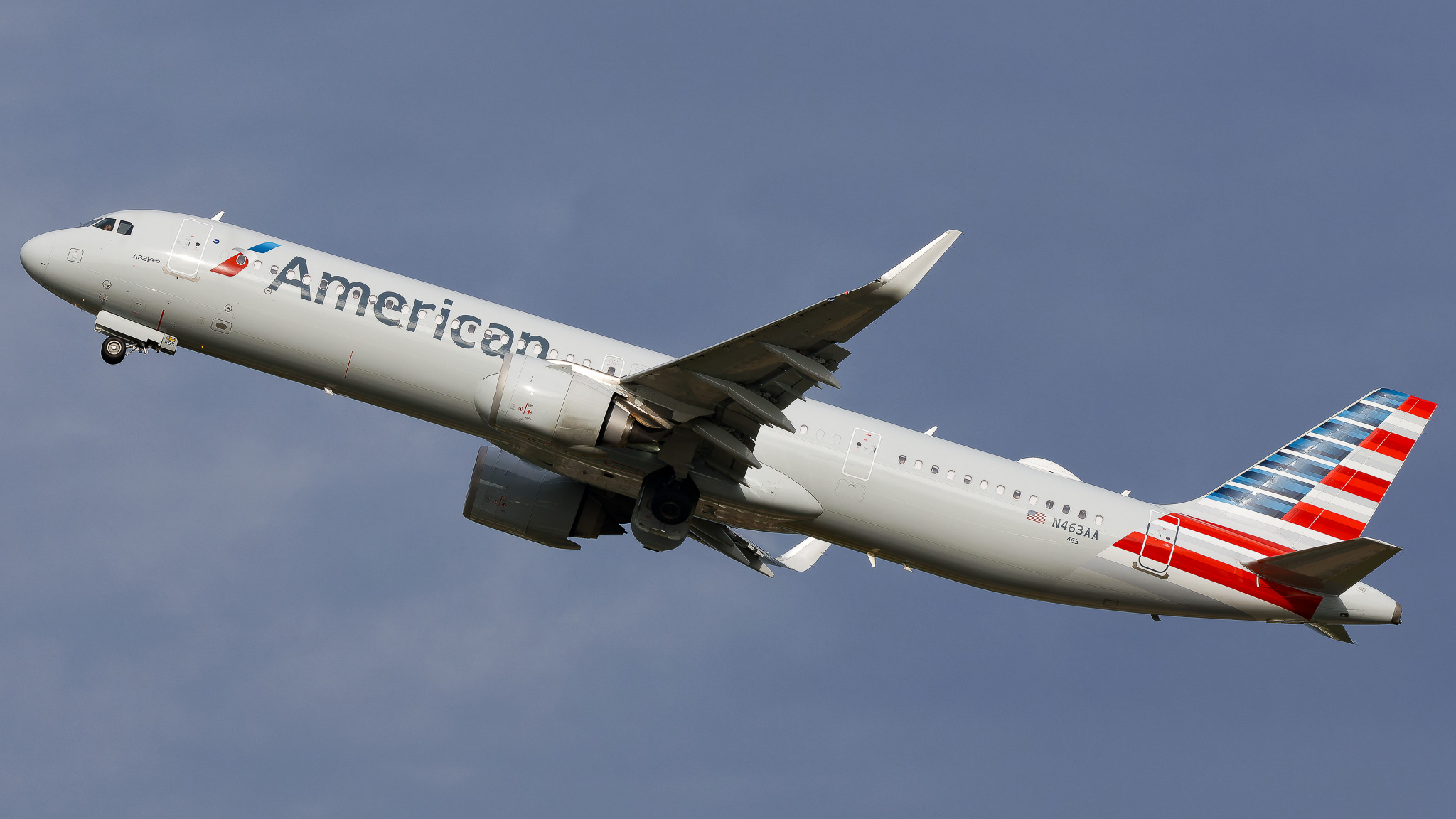 Full size: American Airlines Airbus A321NEO N463AA at Tampa International Airport
