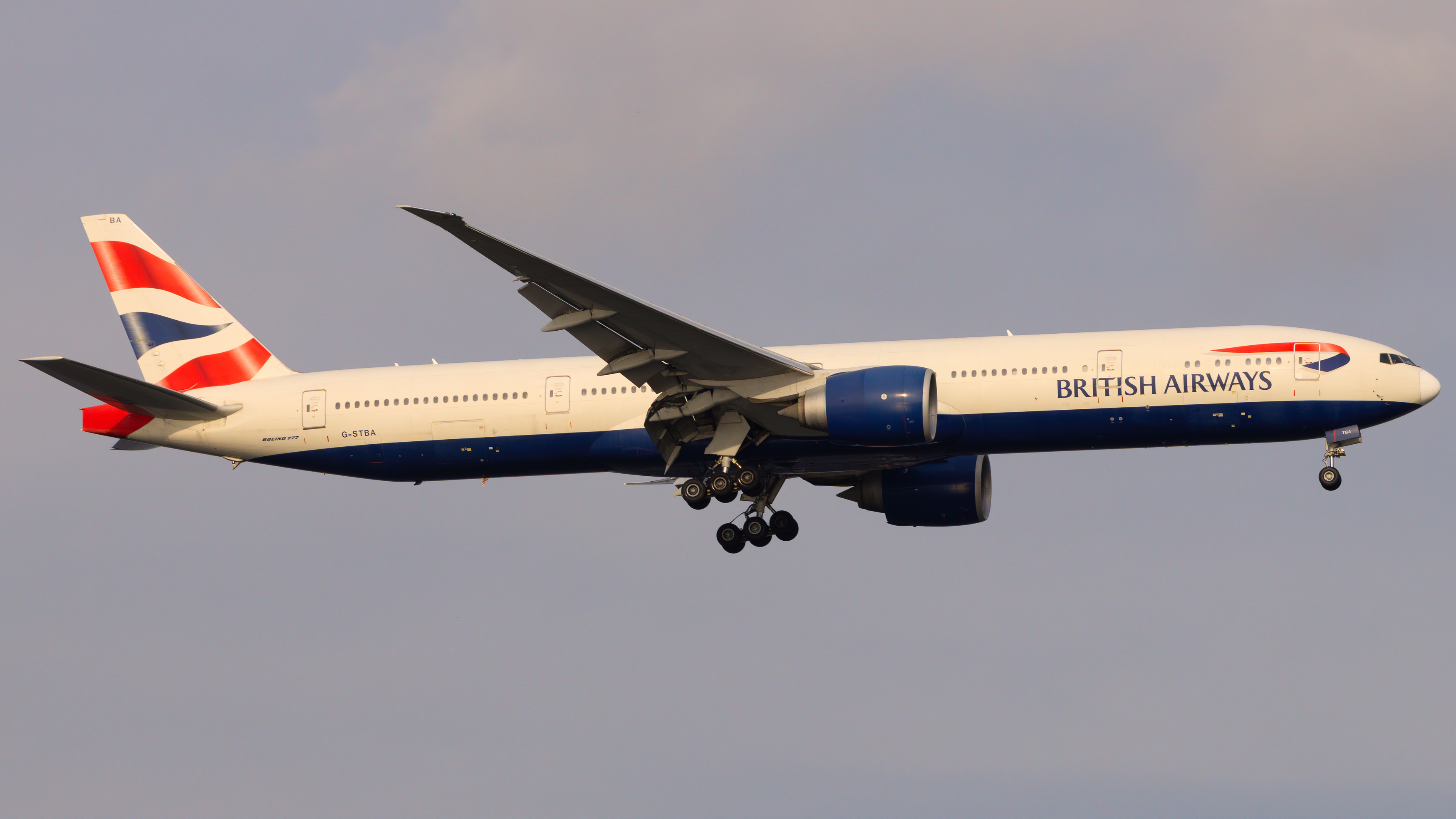 Full size: British Airways Boeing 777-300ER G-STBA at Singapore-Changi Airport