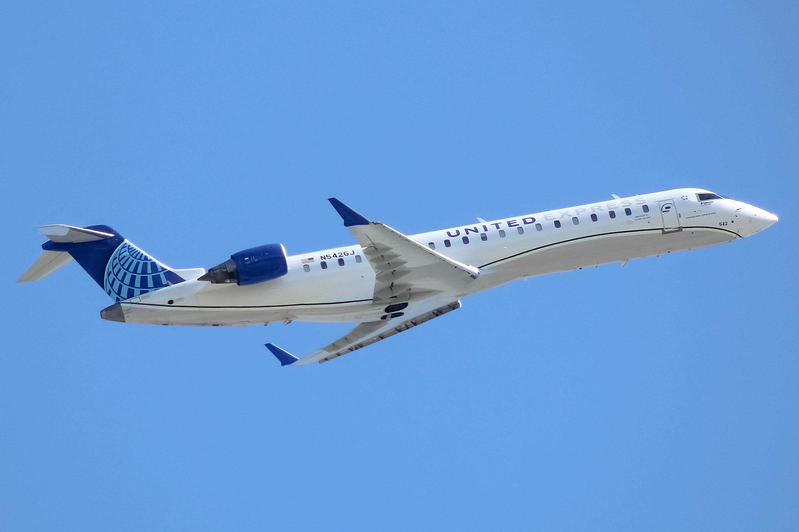 Full size: United Express Mitsubishi CRJ-550 N542GJ at Chicago O'Hare International Airport