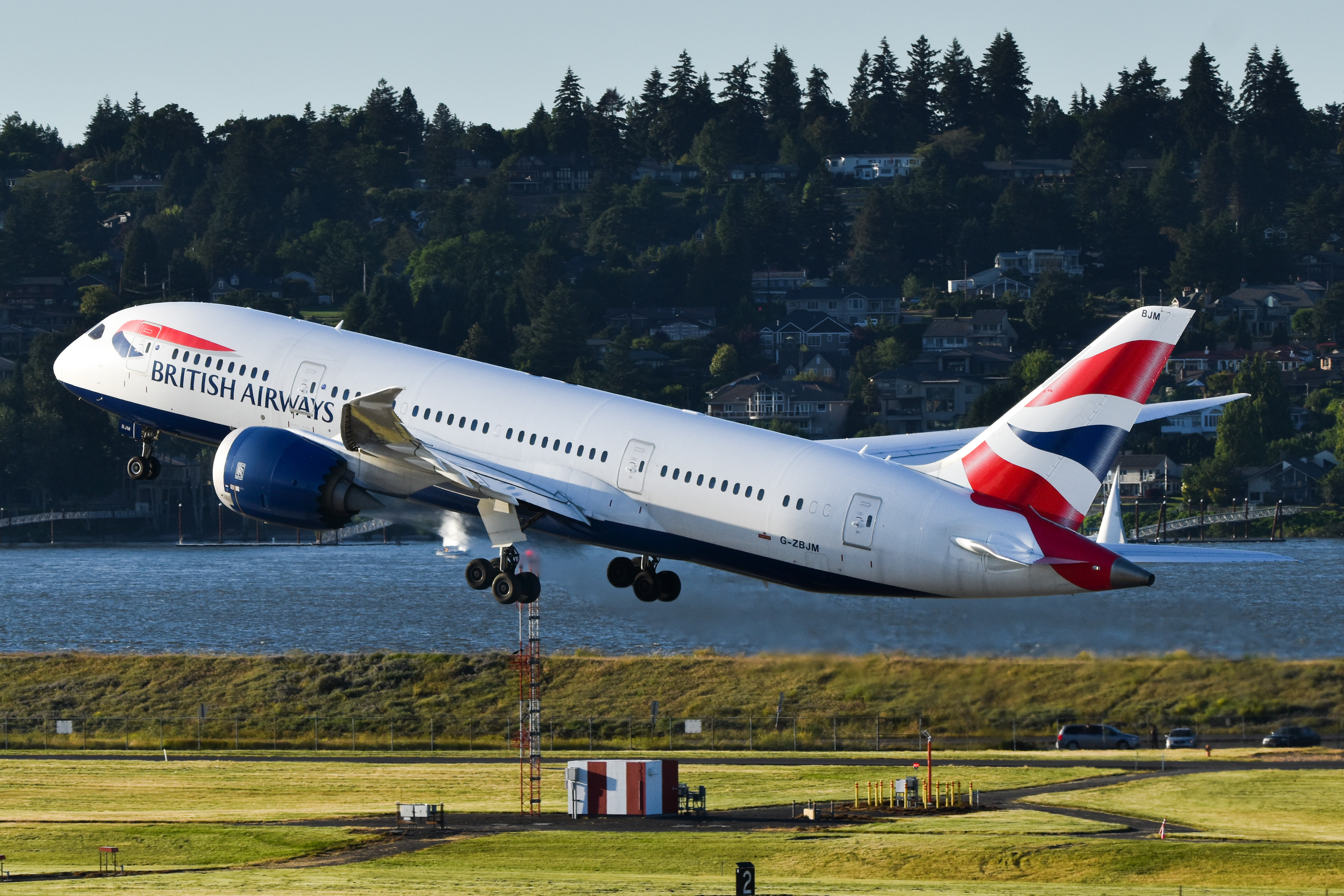 Full size: British Airways Boeing 787-8 G-ZBJM at Portland International Airport