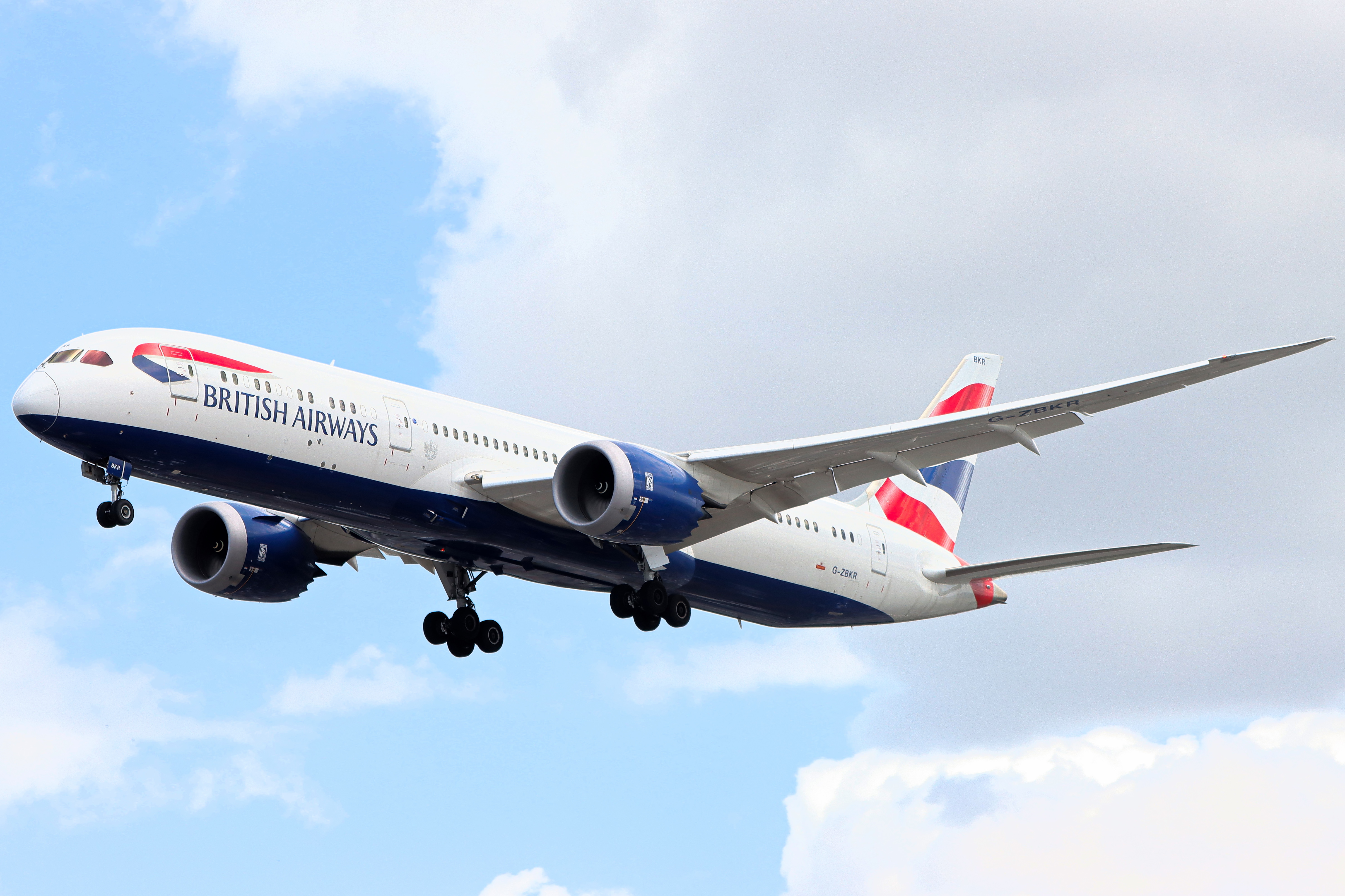 Full size: British Airways Boeing 787-9 G-ZBKR at London Heathrow International Airport