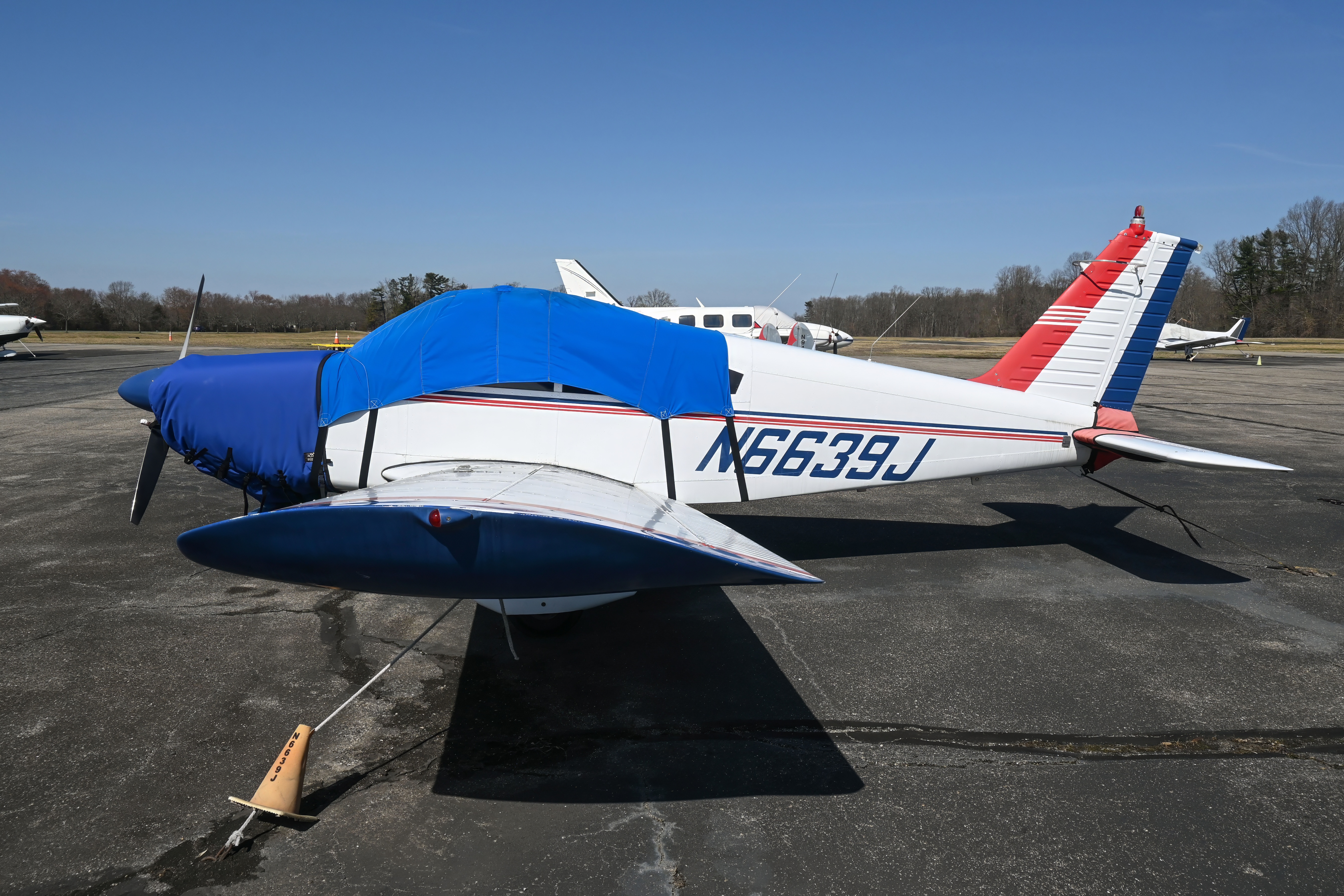 Full size: PRIVATE Piper PA-28 N6639J at Flying W Airport