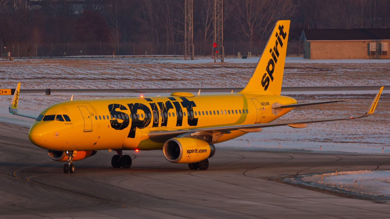 Full size: Spirit Airlines Airbus A320 N654NK at John Glenn Columbus International Airport