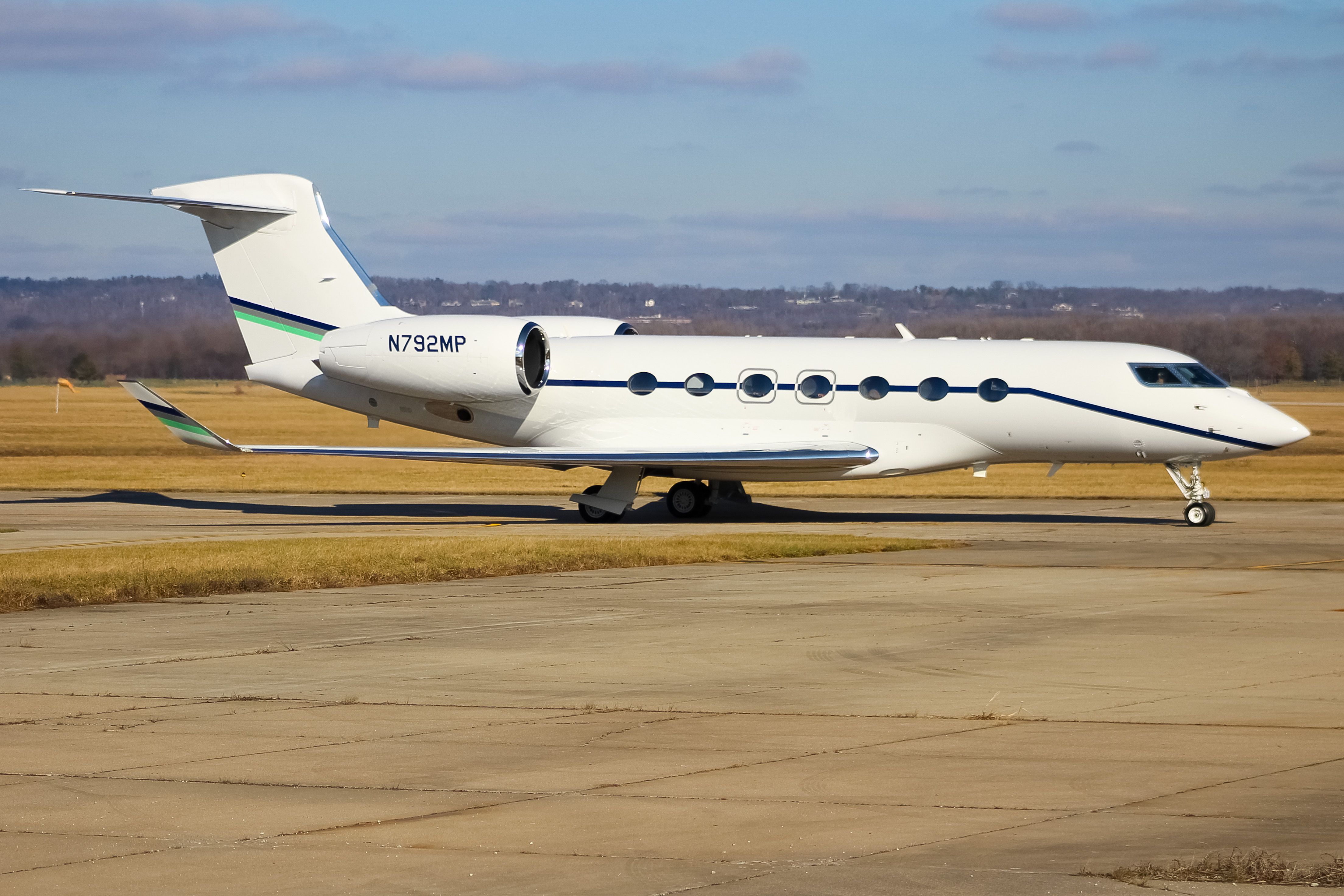 Full size: PRIVATE Gulfstream G500 N792MP at Cincinnati Municipal Airport/Lunken Field