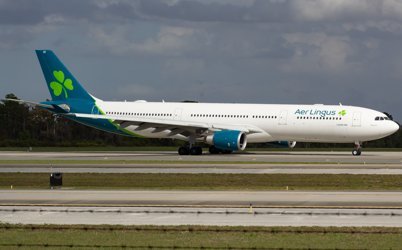Full size: Aer Lingus Airbus A330-300 EI-EDY at Orlando International Airport