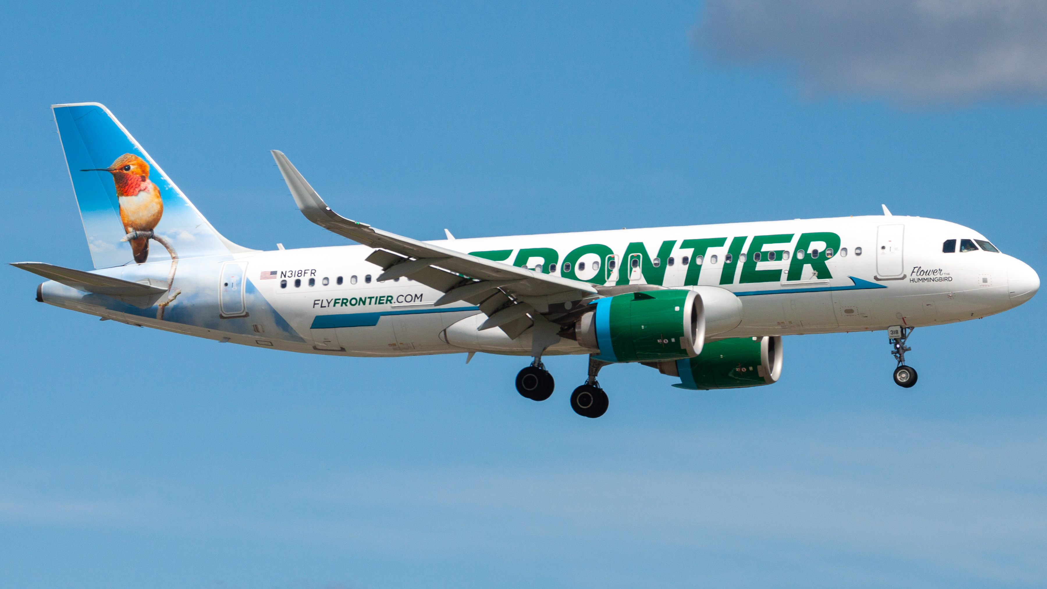 Full size: Frontier Airlines Airbus A320NEO N318FR at Orlando International Airport