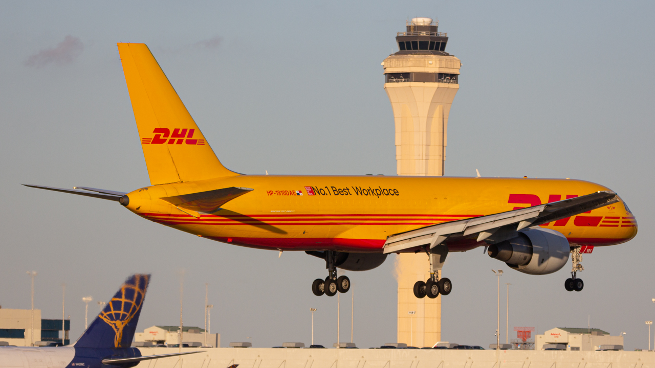 Full size: DHL Boeing 757-200 HP-1910DAE at Miami International Airport