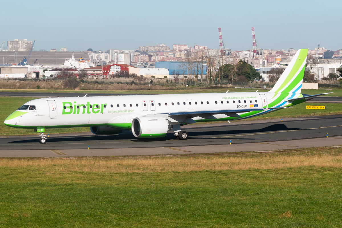 Full size: Binter Canarias Embraer E195-E2 EC-OEC at Santander Airport