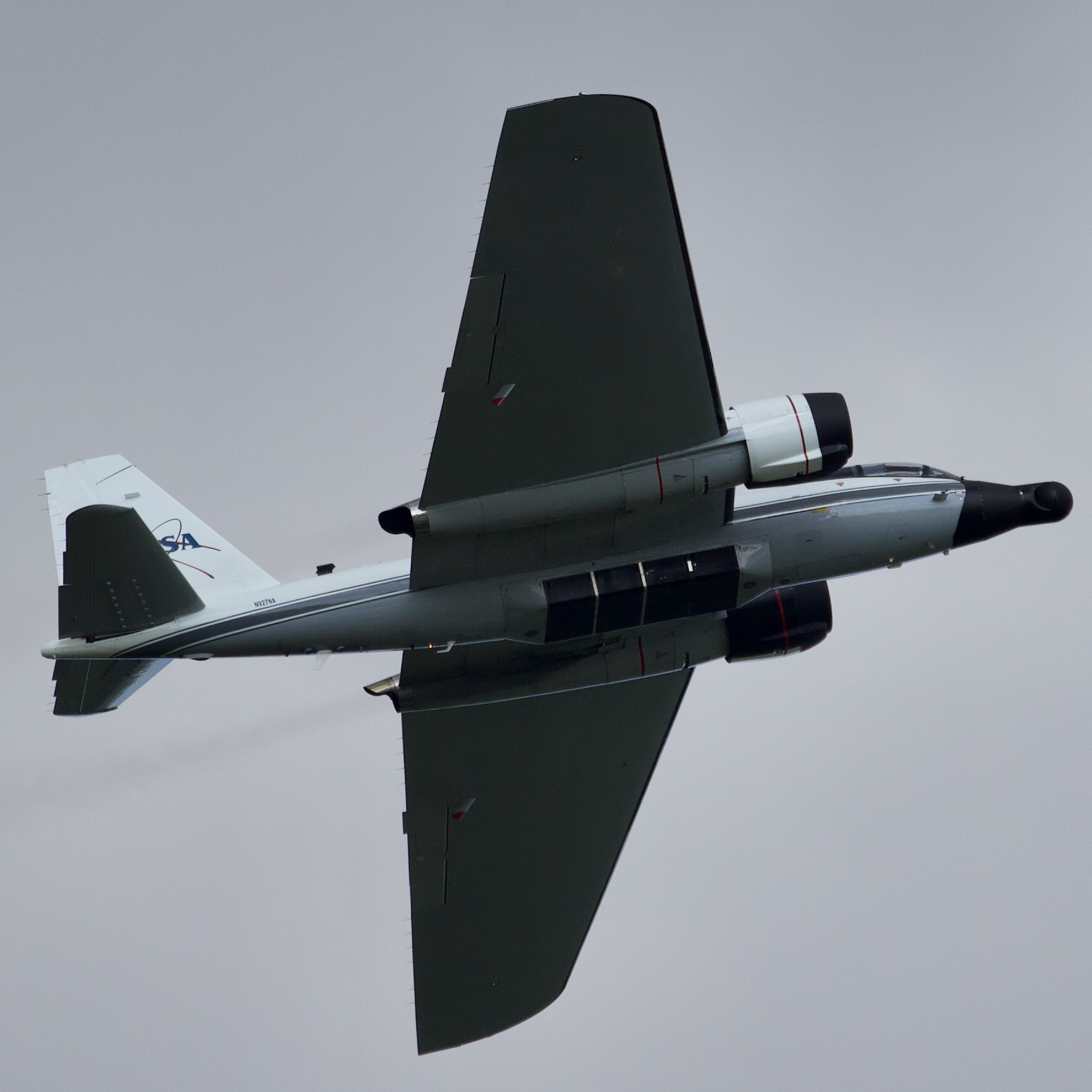 Full size: NASA Martin WB-57 Canberra N927NA at Ellington Airport