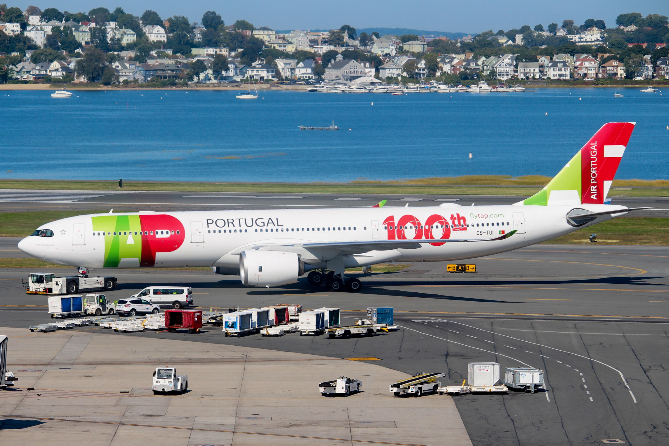 Full size: TAP Air Portugal Airbus A330-900 CS-TUI at General Edward Lawrence Logan International Airport