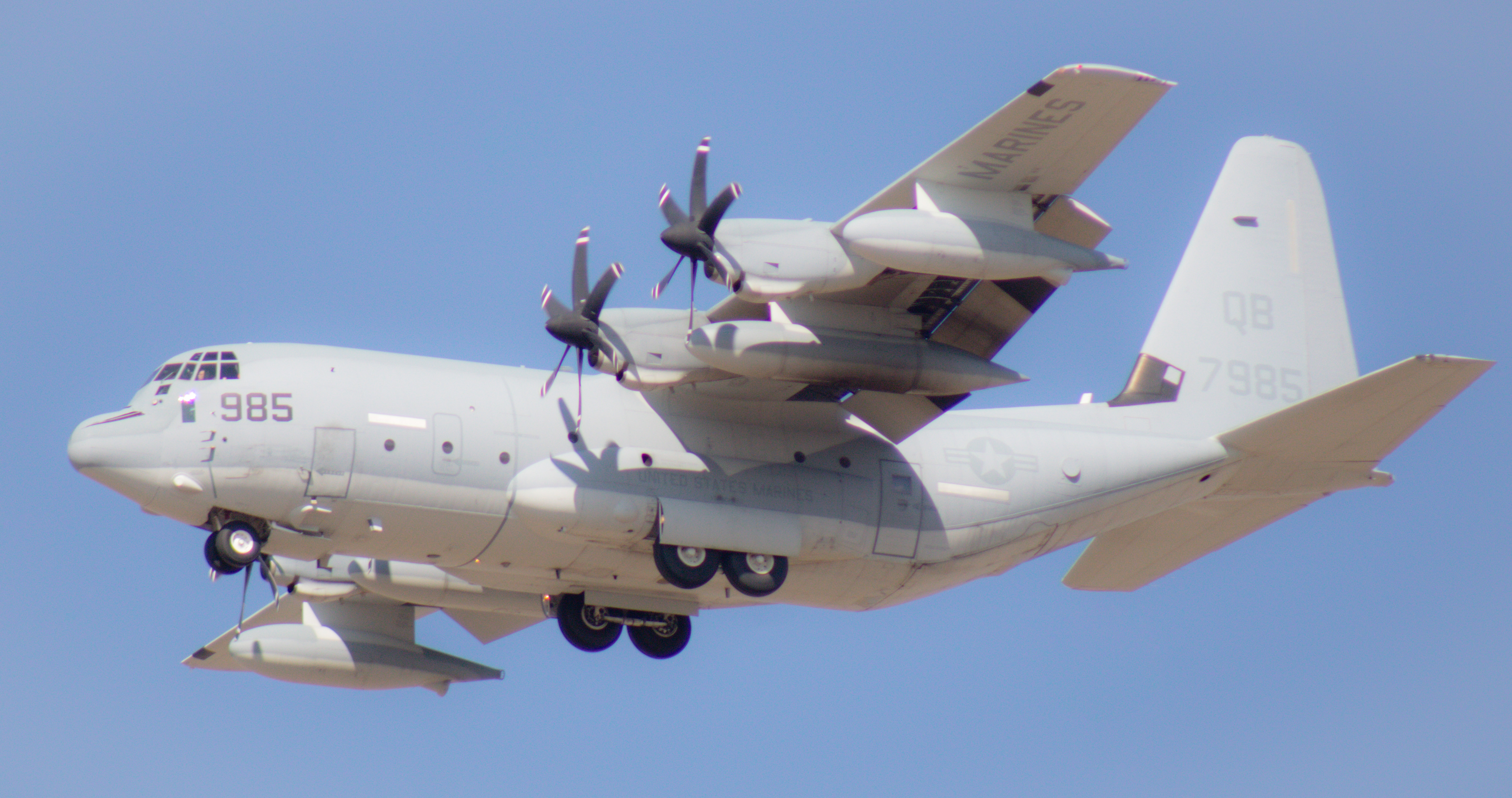 Full size: USMC - United States Marine Corp Lockheed C-130J Hercules 16-7985 at Boise Air Terminal/Gowen Field