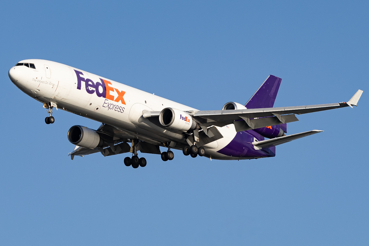 Full size: FedEx McDonnell Douglas MD-11F N583FE at Tampa International Airport