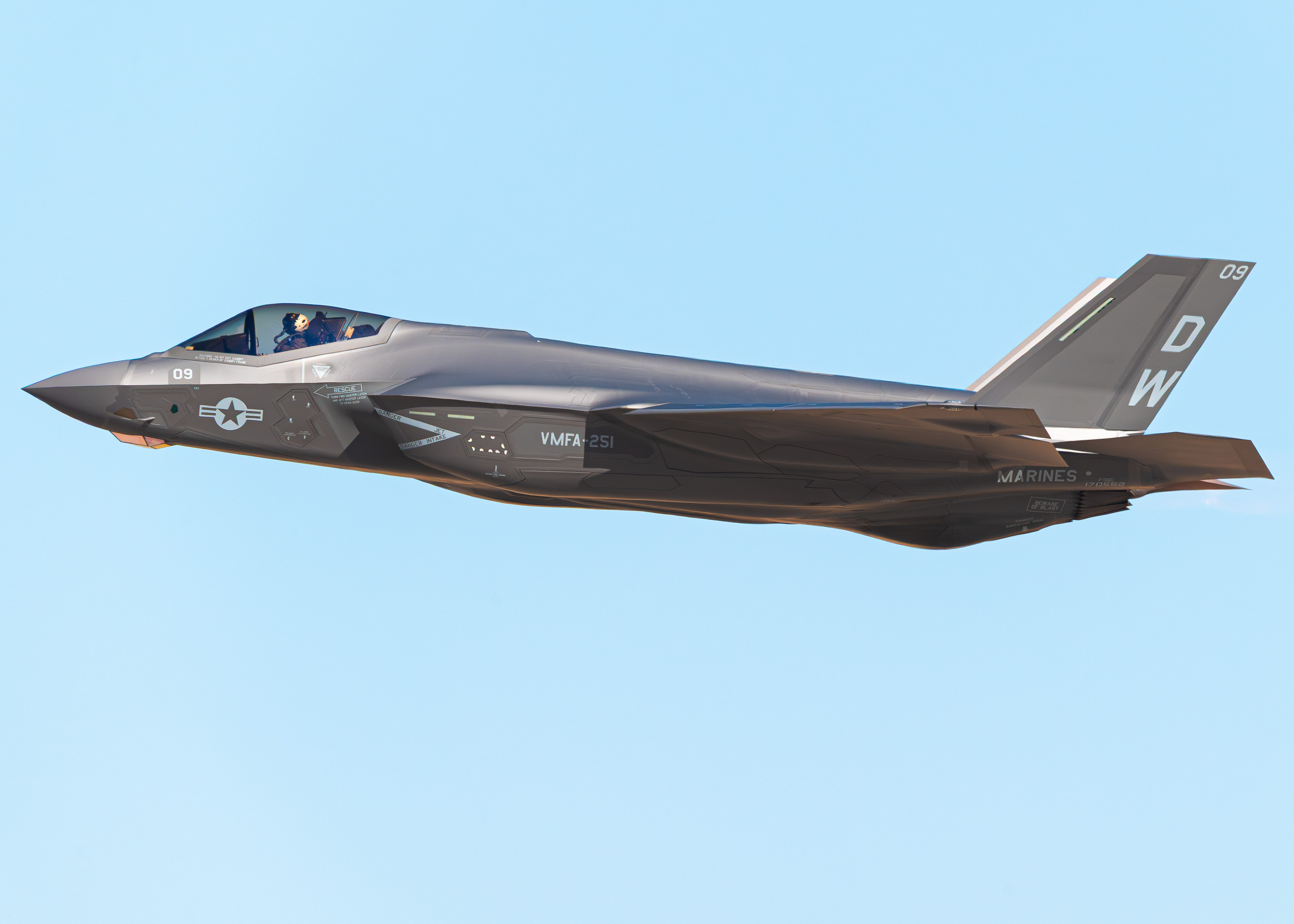 Full size: USMC - United States Marine Corp Lockheed Martin F-35 Lightning 170552 at Naval Air