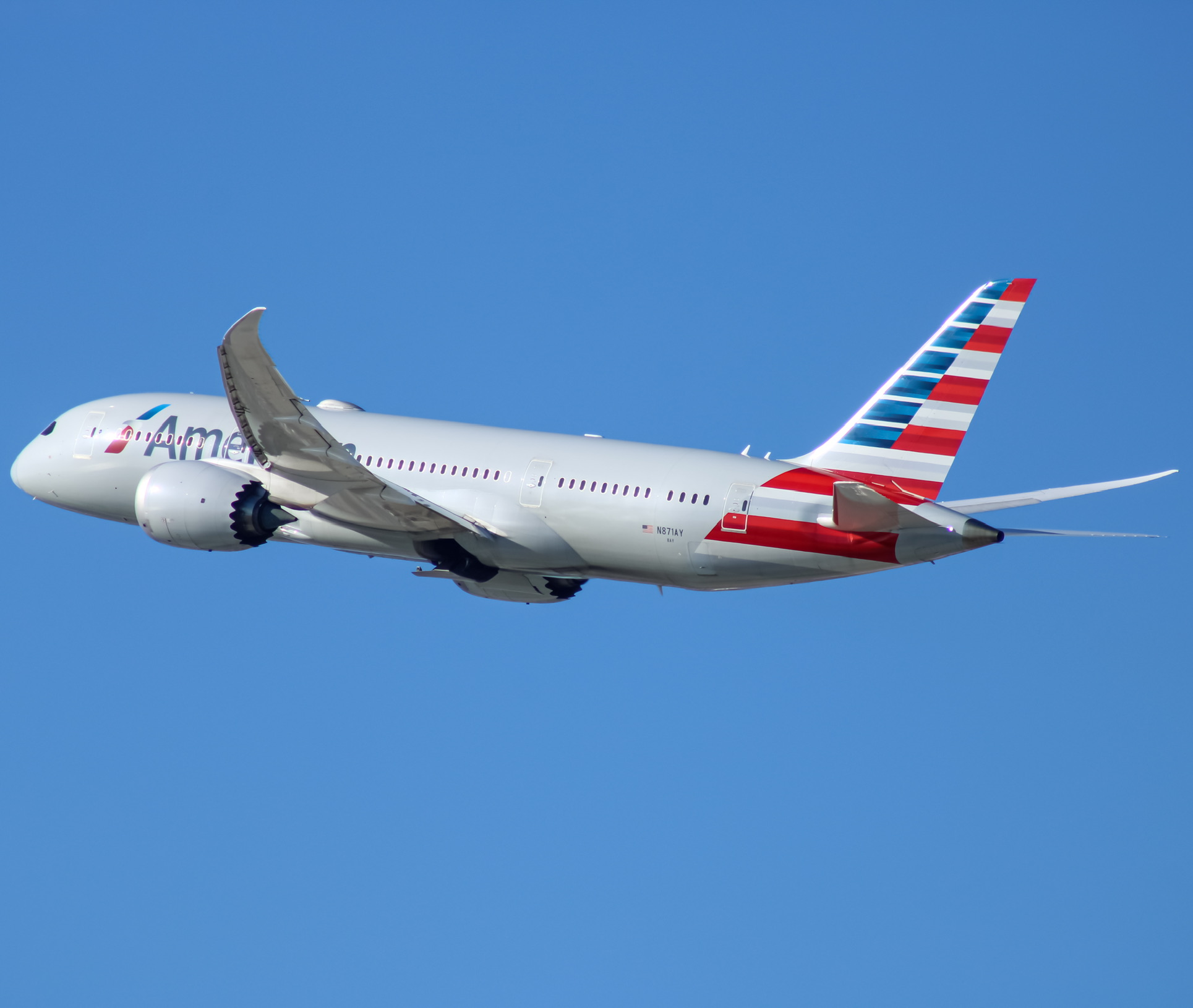 Full size: American Airlines Boeing 787-8 N871AY at Los Angeles International Airport