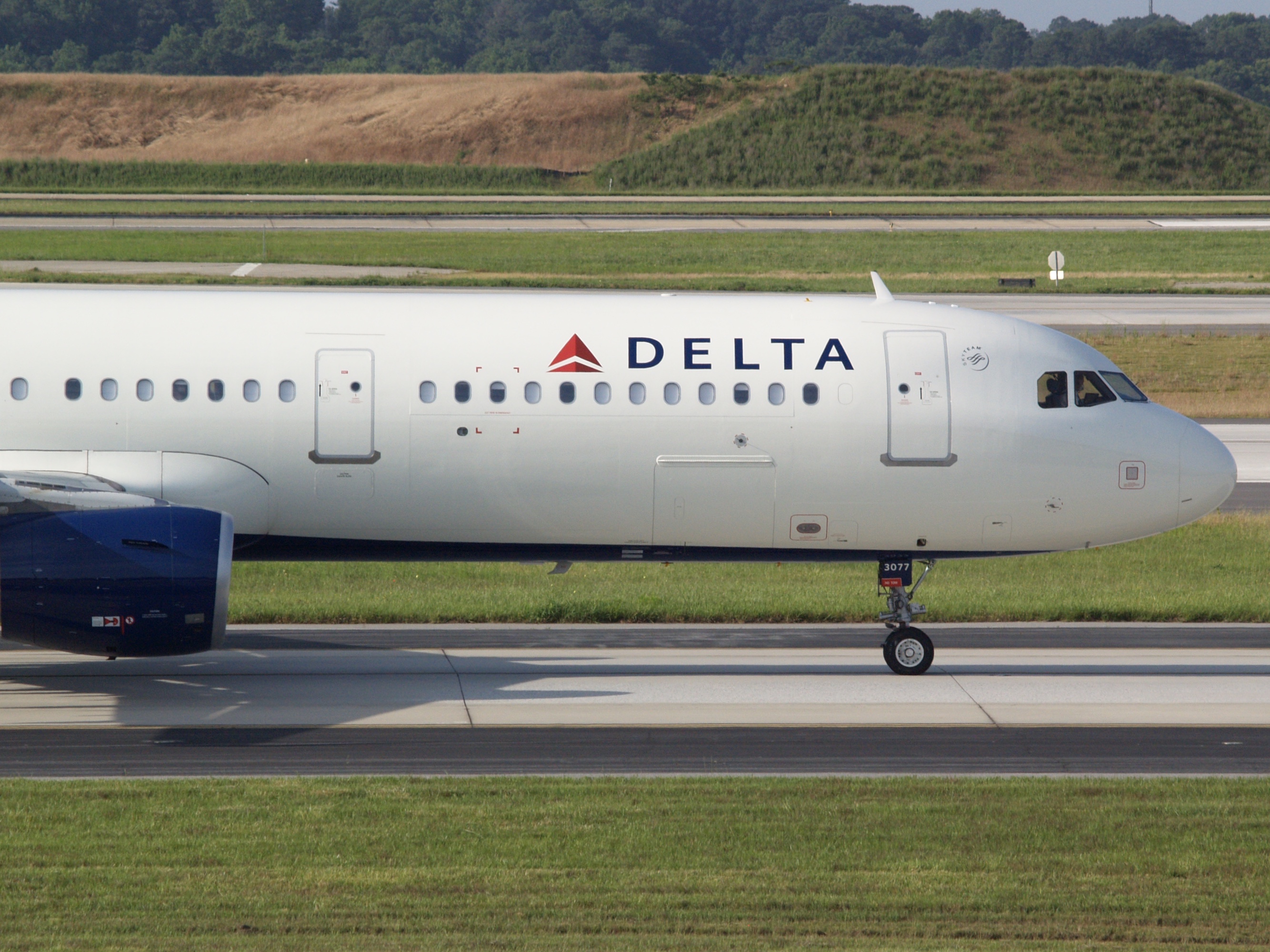Full size: Delta Airlines Airbus A321-200 N336DX at Hartsfield-Jackson Atlanta International Airport