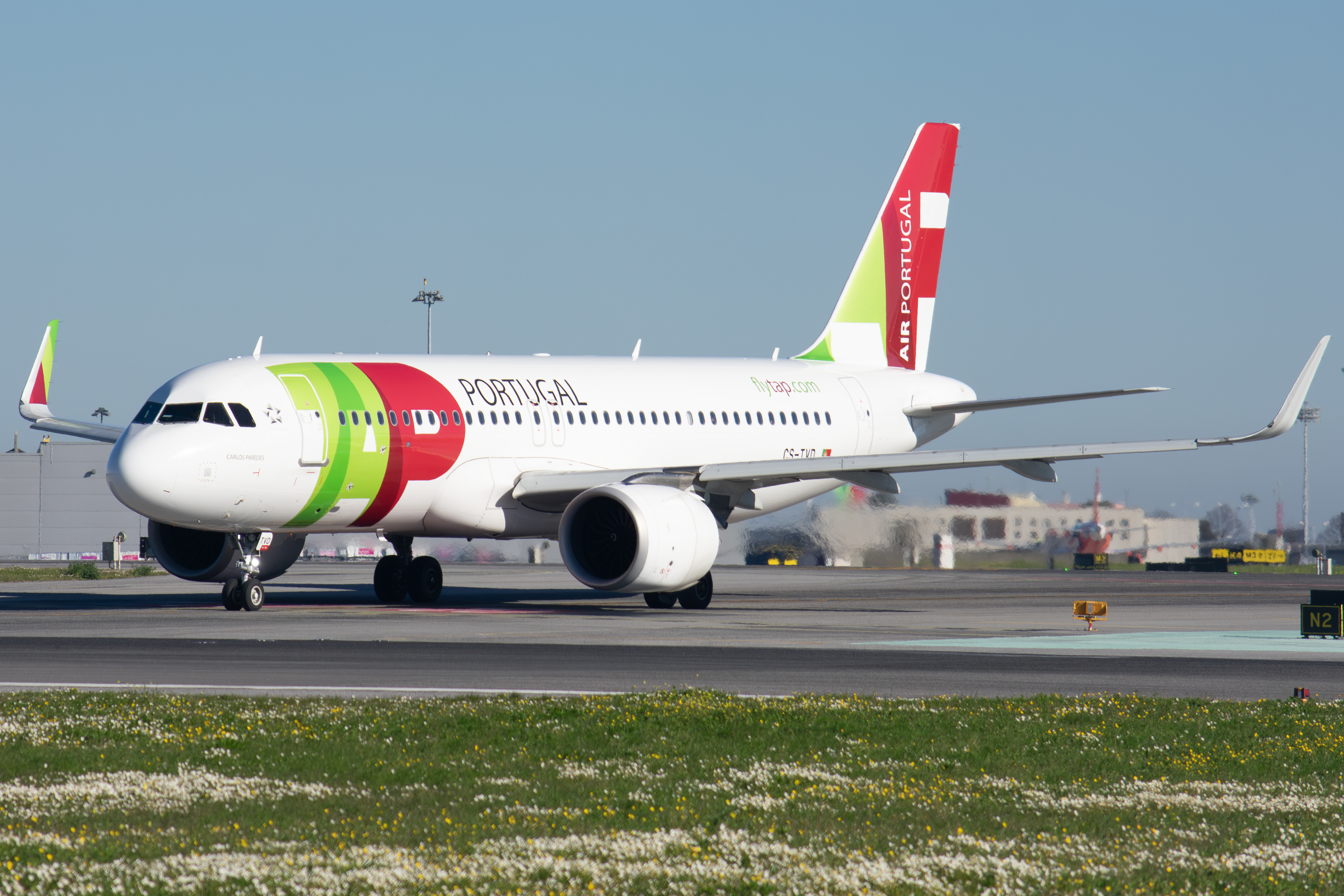 Full size: TAP Air Portugal Airbus A320NEO CS-TVD at Lisbon Humberto Delgado Airport