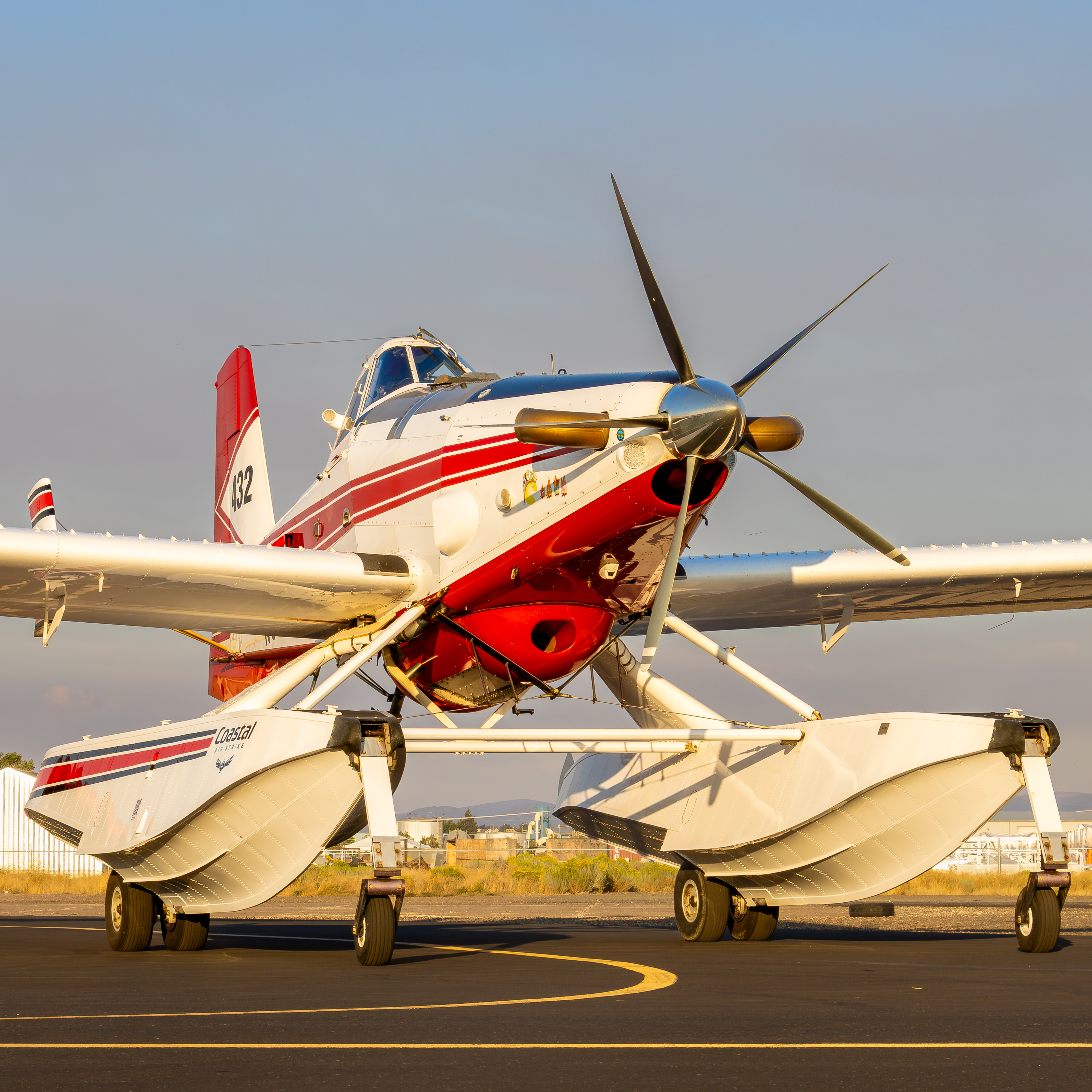 Full size: Coastal Air Strike Air Tractor AT-802A N804RX at Madras Municipal Airport