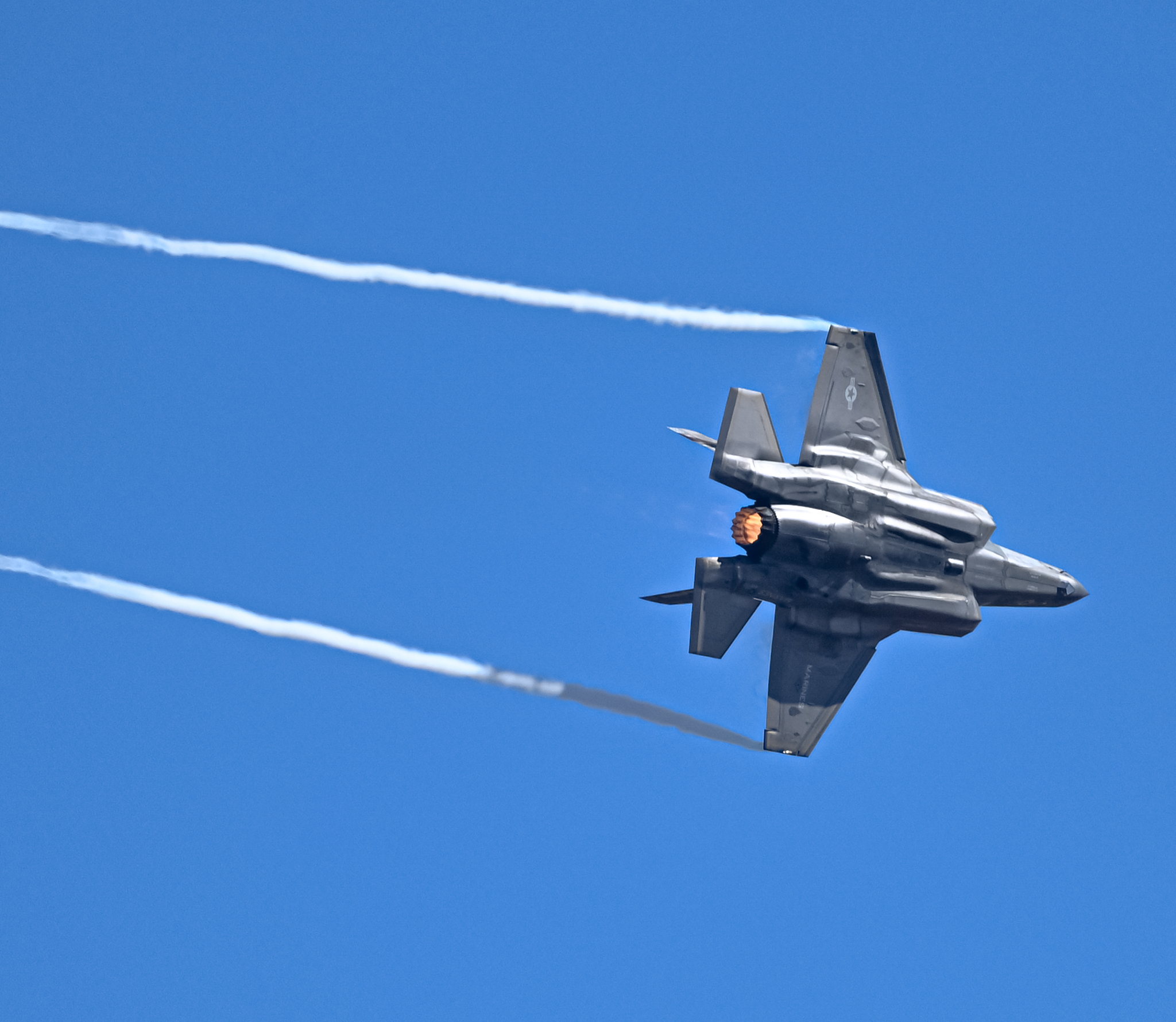 Full size: USMC - United States Marine Corp Lockheed Martin F-35 Lightning 168728 at Miramar MCAS (Joe Foss Field) Airport