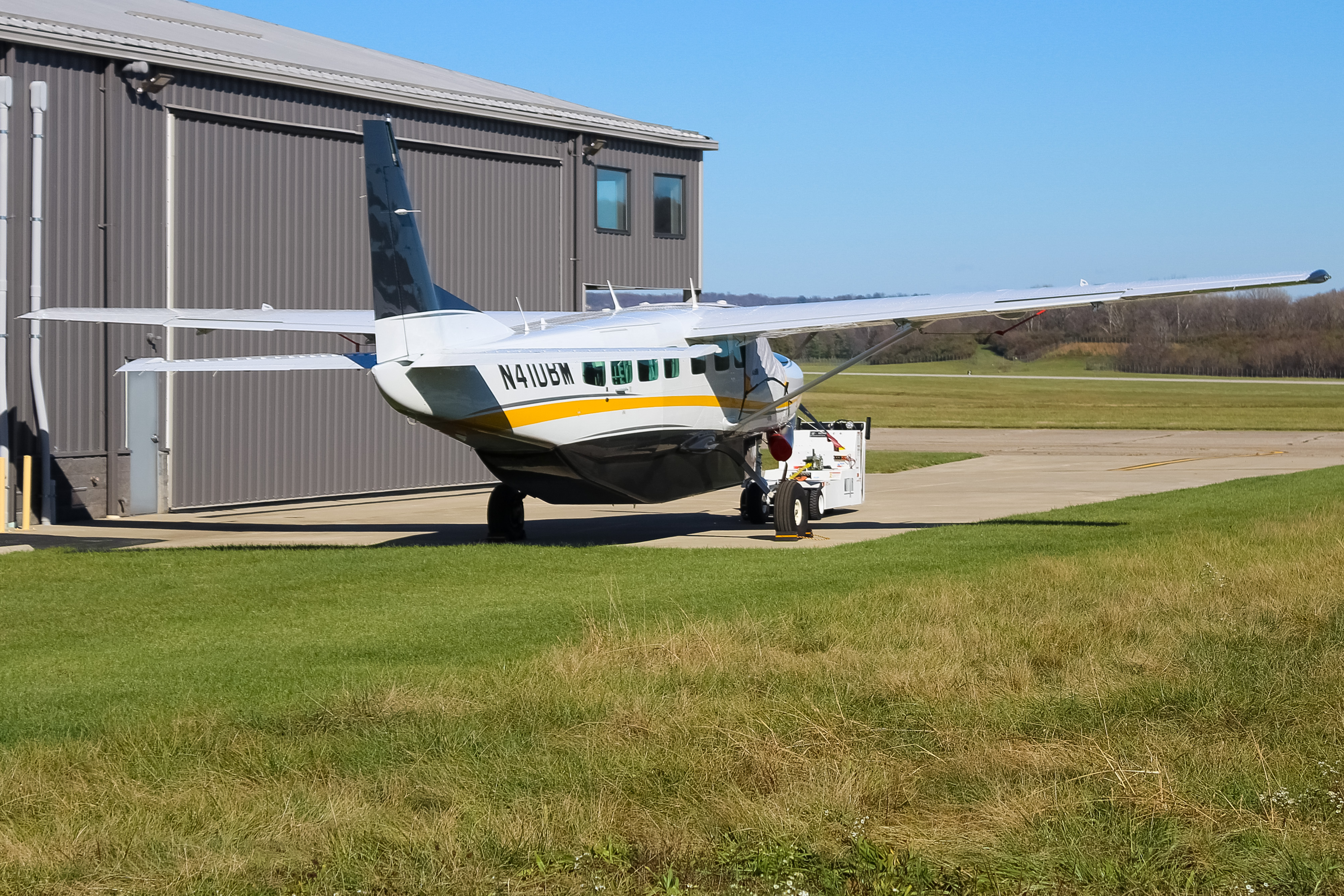 Full size: PRIVATE  Cessna 208 Grand Caravan N410BM at Cincinnati Municipal Airport/Lunken Field