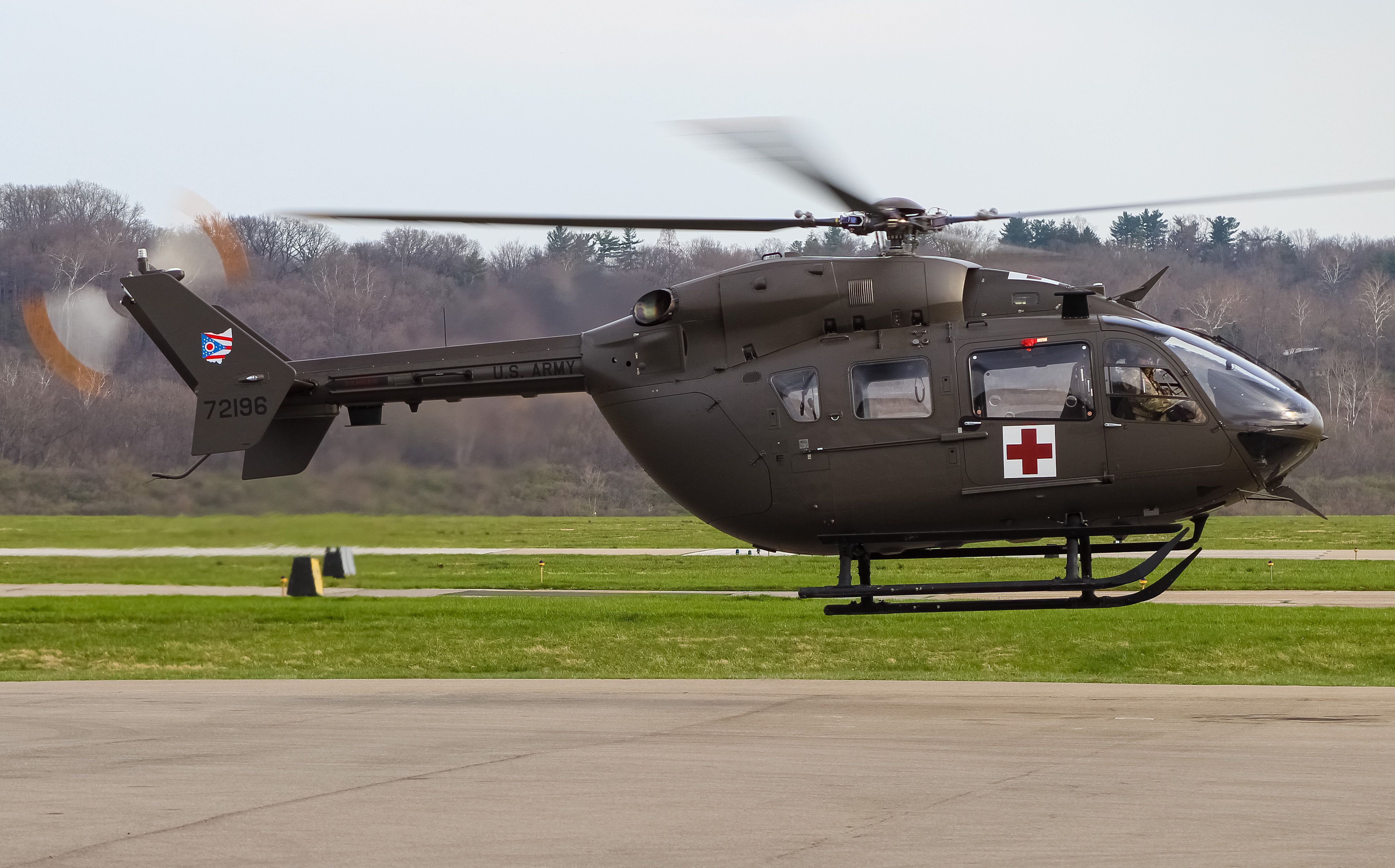 Full size: USA - United States Army UH-72 Lakota 11-72196 at Cincinnati Municipal Airport/Lunken Field