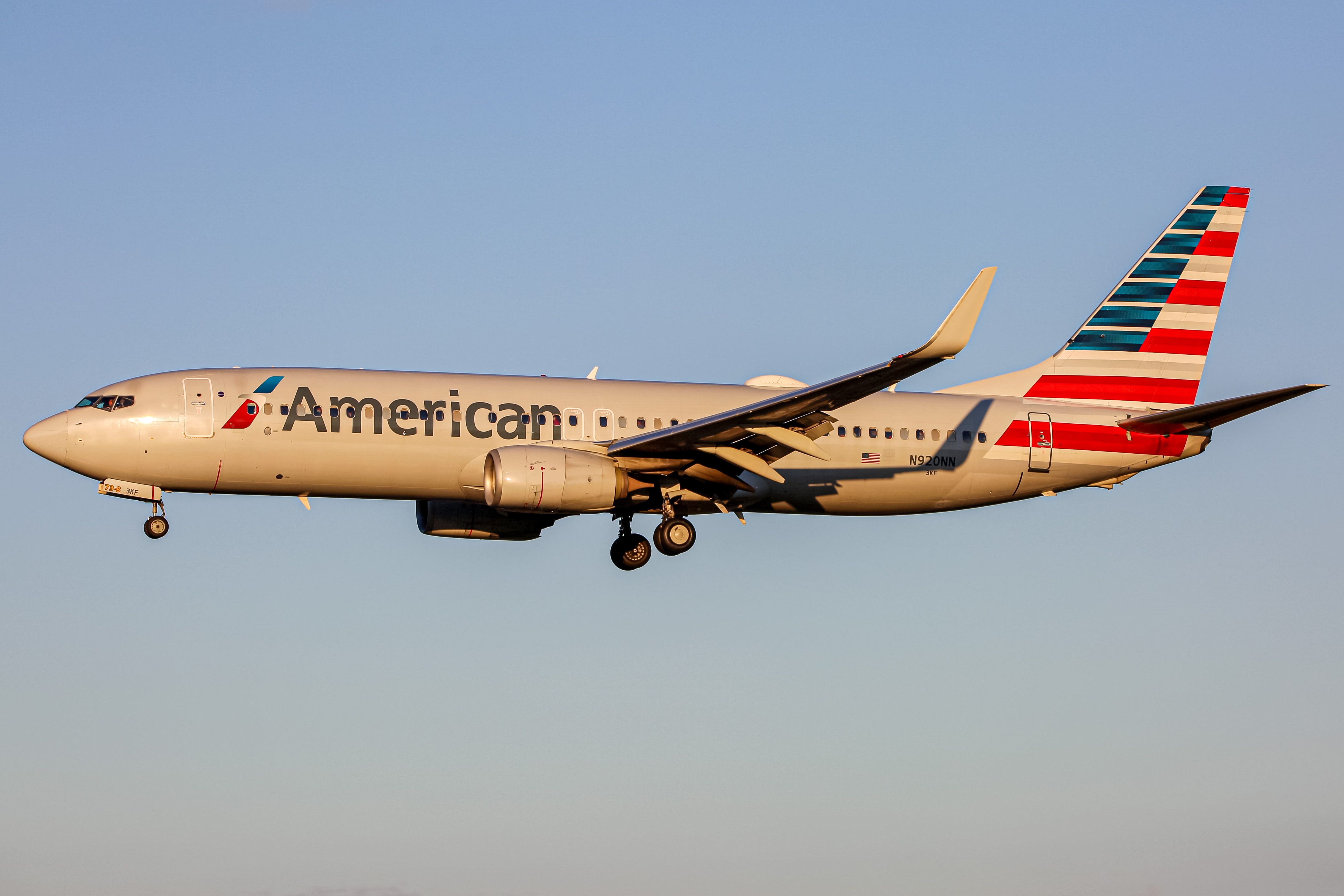 Full size: American Airlines Boeing 737-800 N920NN at Baltimore/Washington International Thurgood Marshall Airport