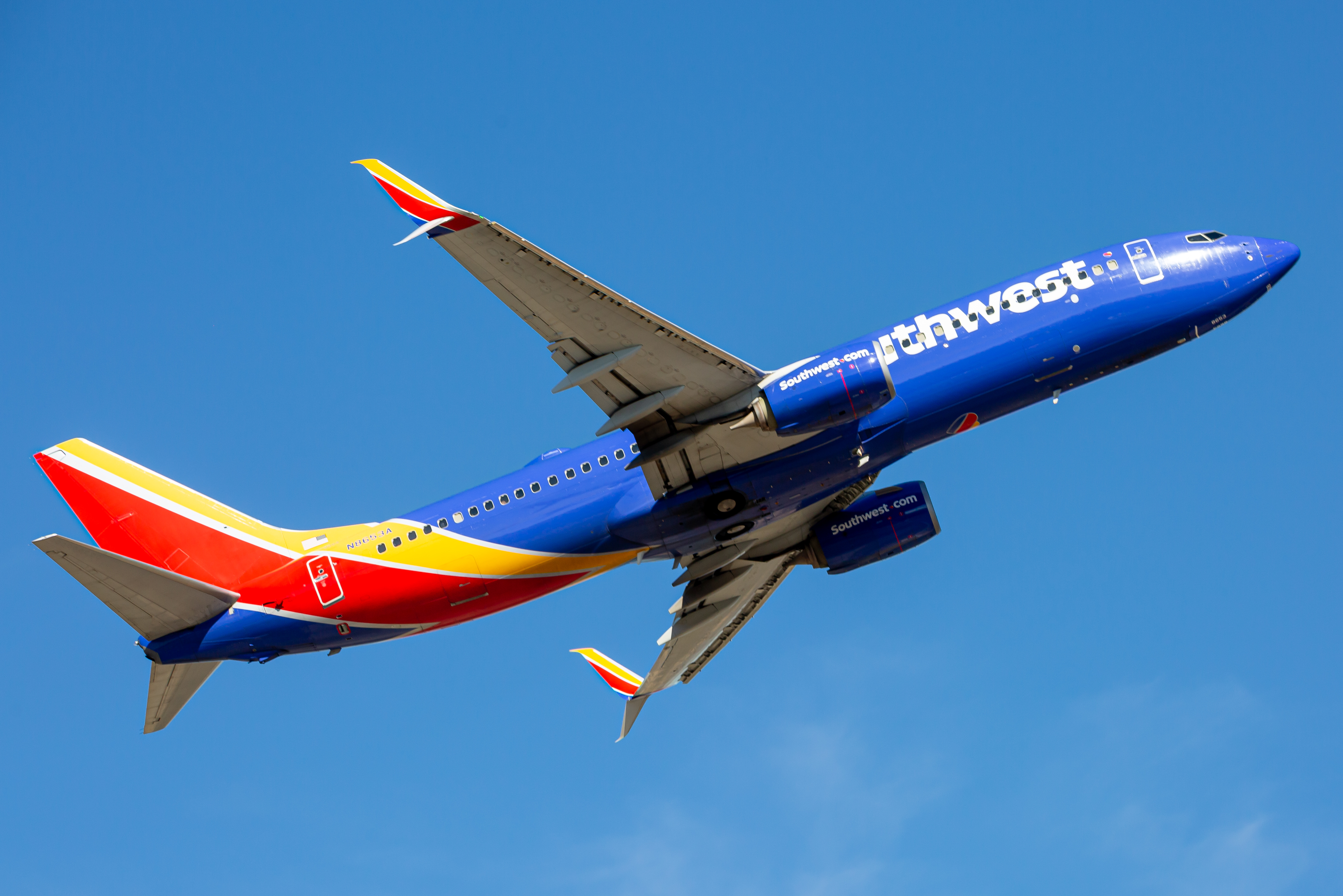 Full size: Southwest Airlines Boeing 737-800 N8653A at Baltimore/Washington International Thurgood Marshall Airport